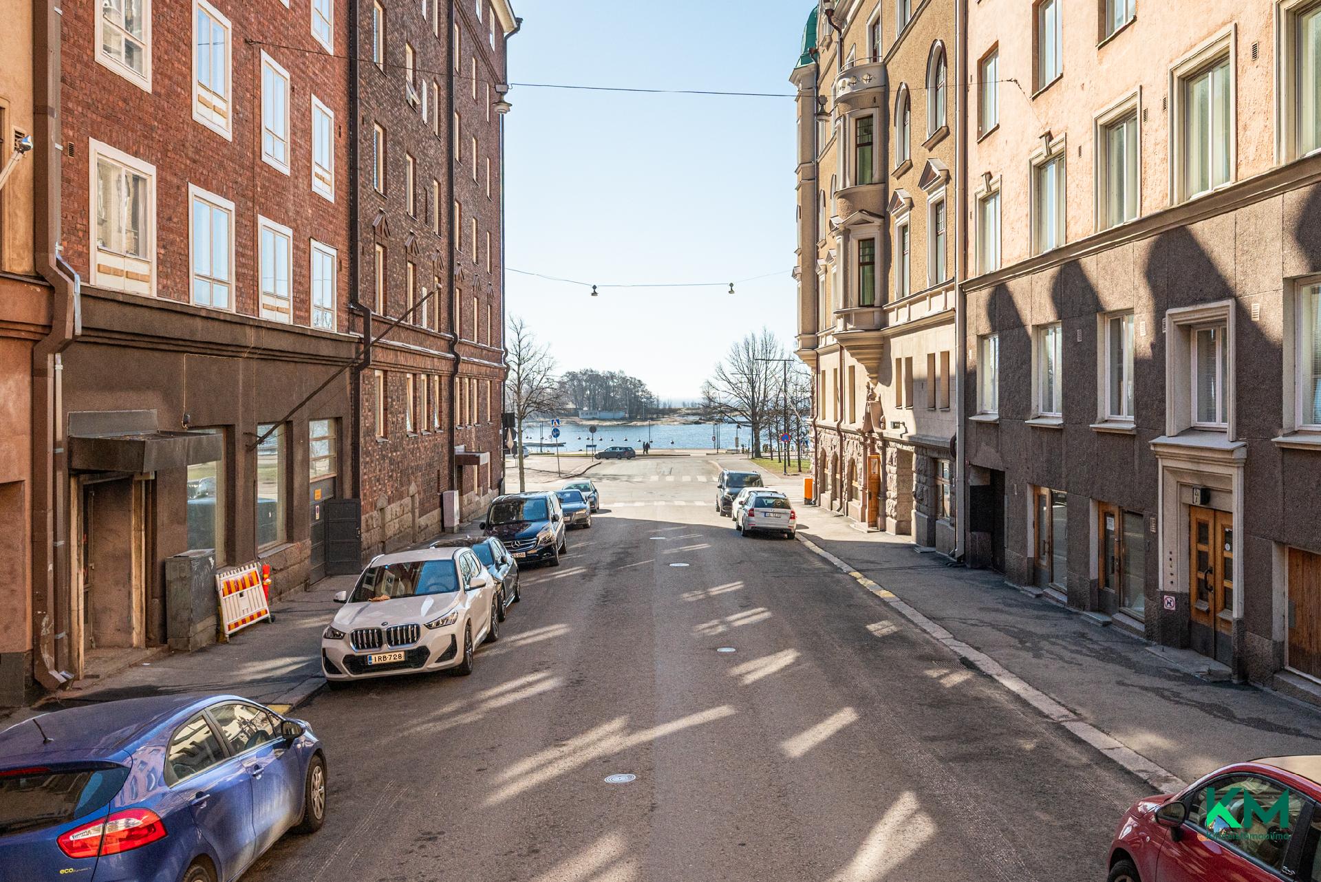 Neitsytpolku 2b, Ullanlinna, Helsinki