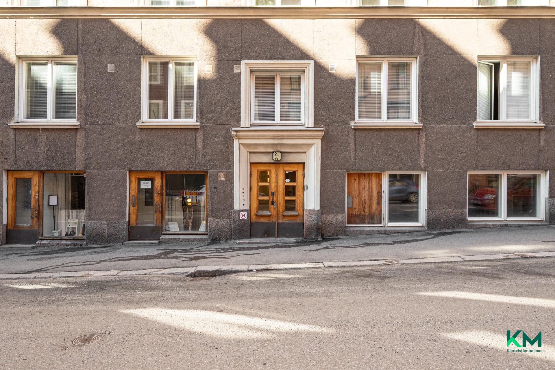 Neitsytpolku 2b, Ullanlinna, Helsinki