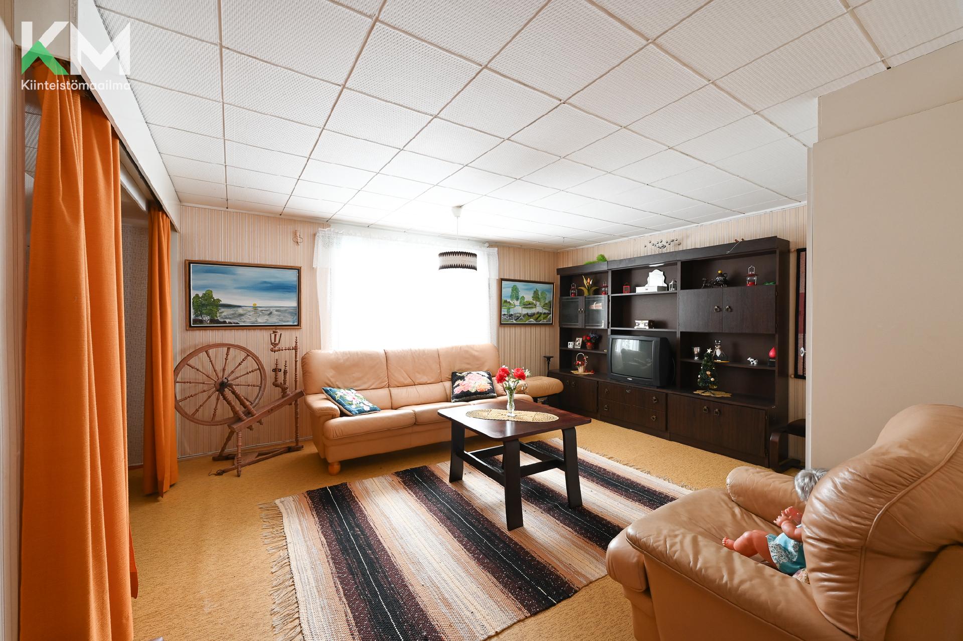 Vihtakuja 18, Kivi, Kurikka