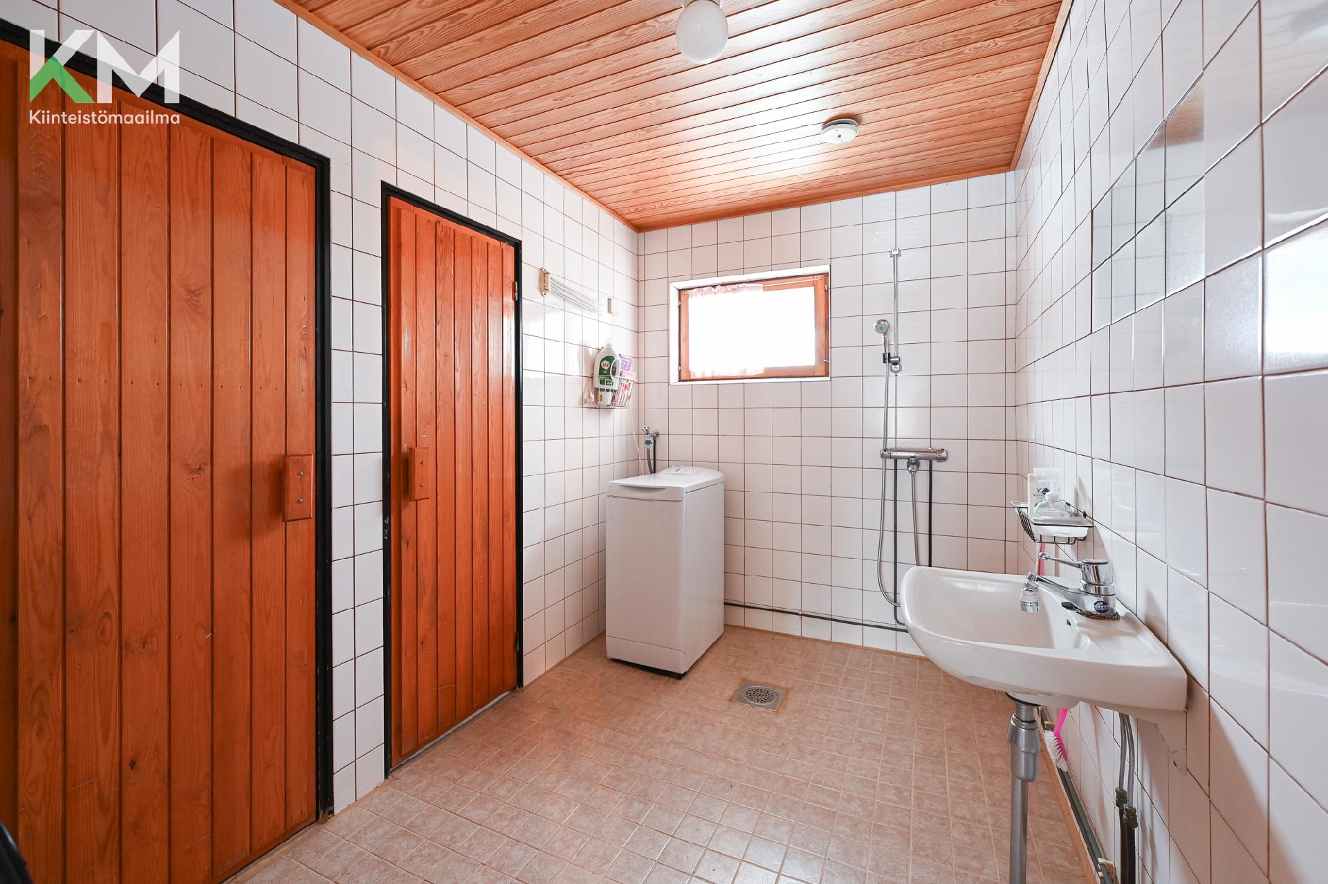 Vihtakuja 18, Kivi, Kurikka