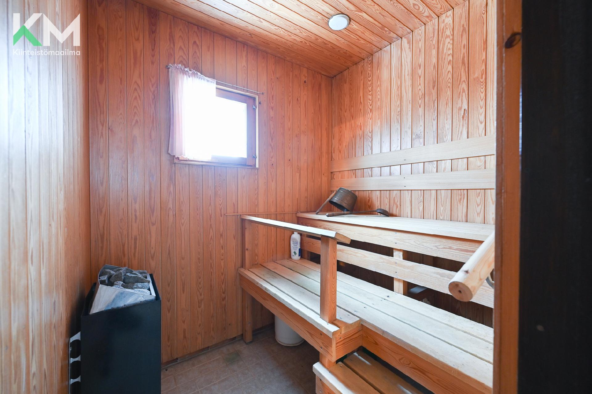 Vihtakuja 18, Kivi, Kurikka