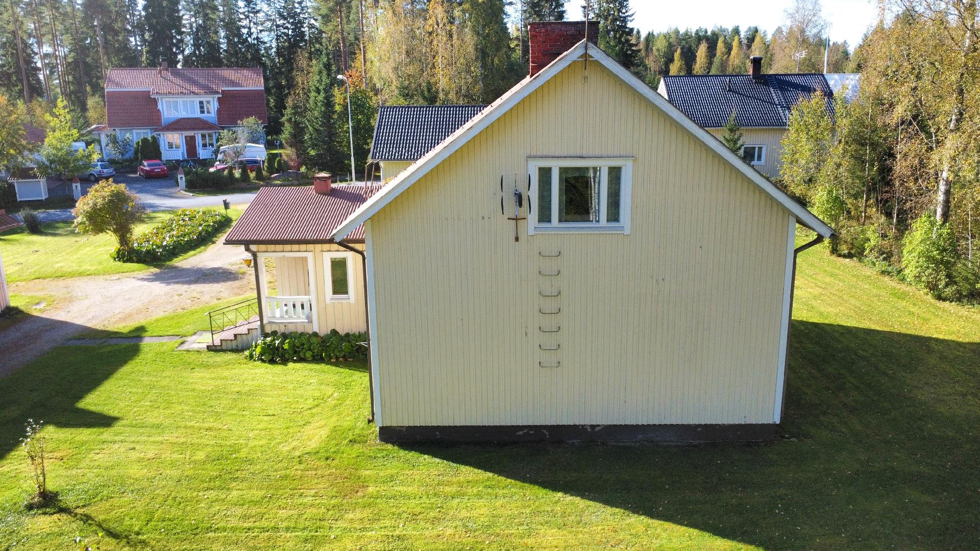 Vihtakuja 18, Kivi, Kurikka