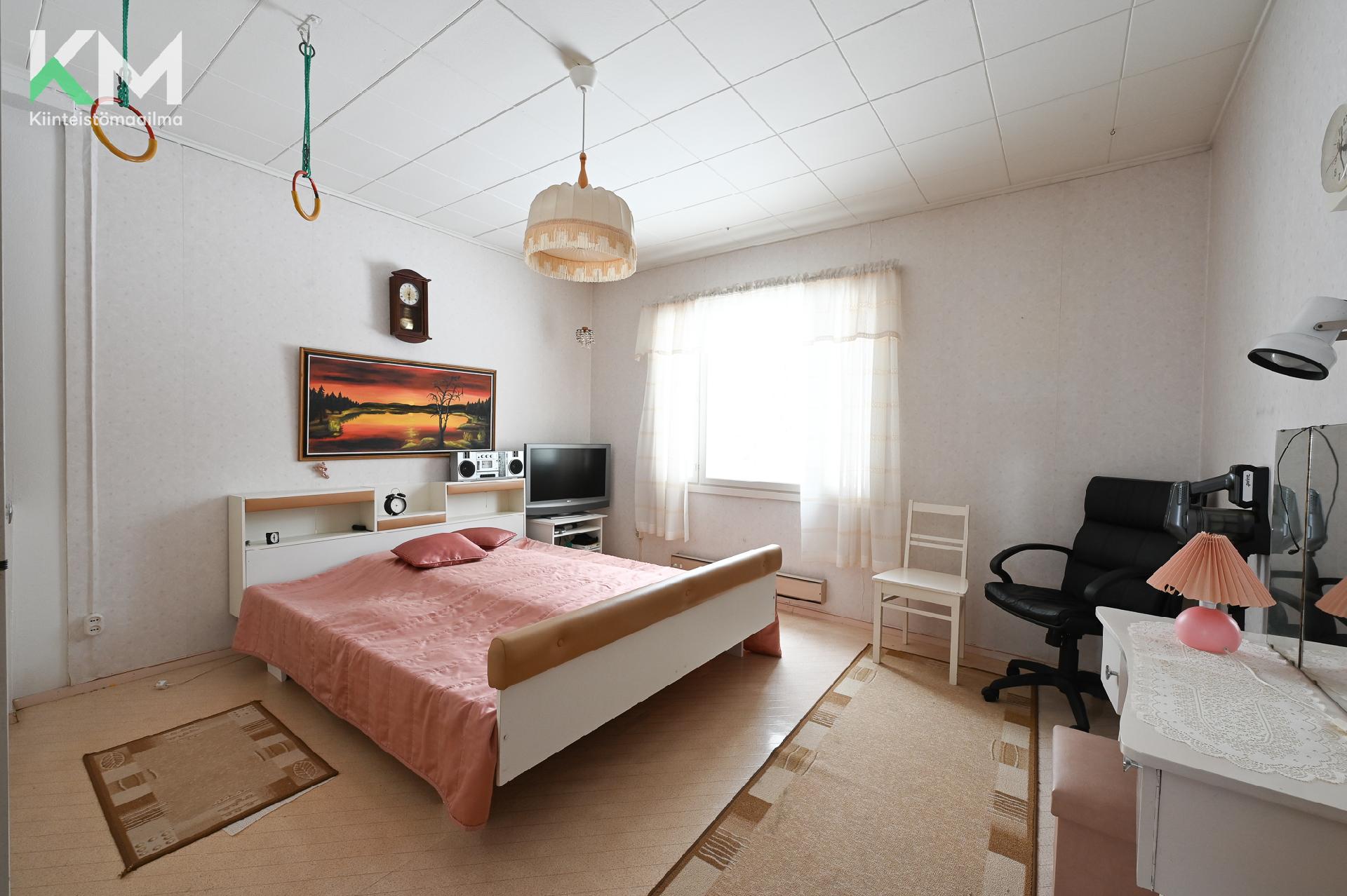 Vihtakuja 18, Kivi, Kurikka