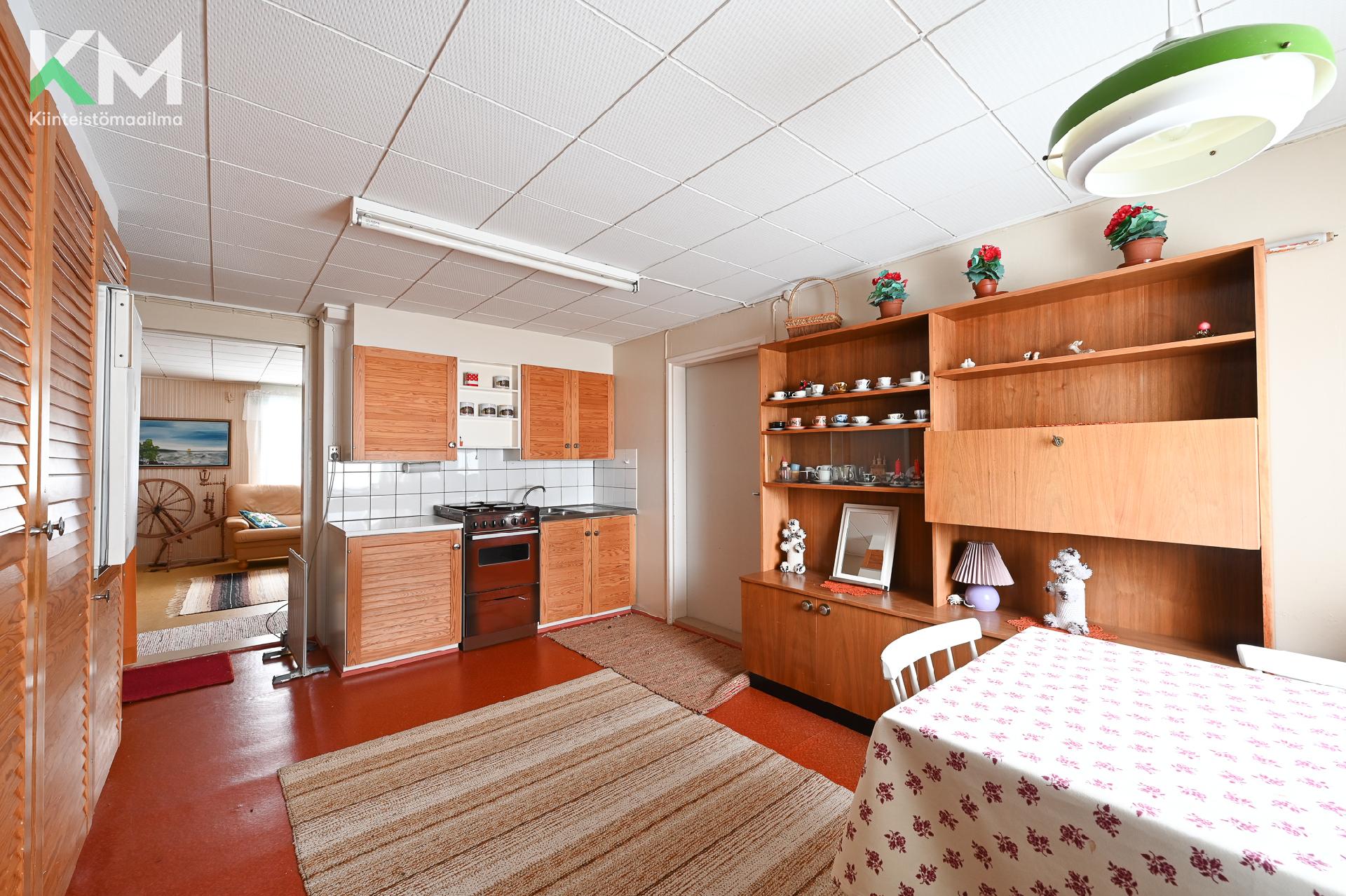 Vihtakuja 18, Kivi, Kurikka