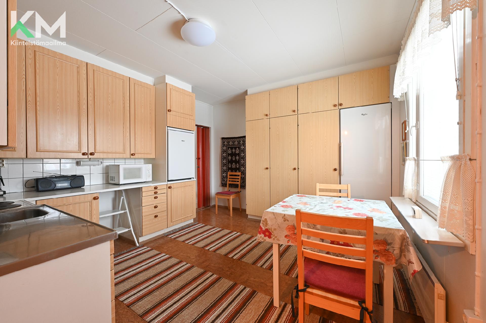 Vihtakuja 18, Kivi, Kurikka