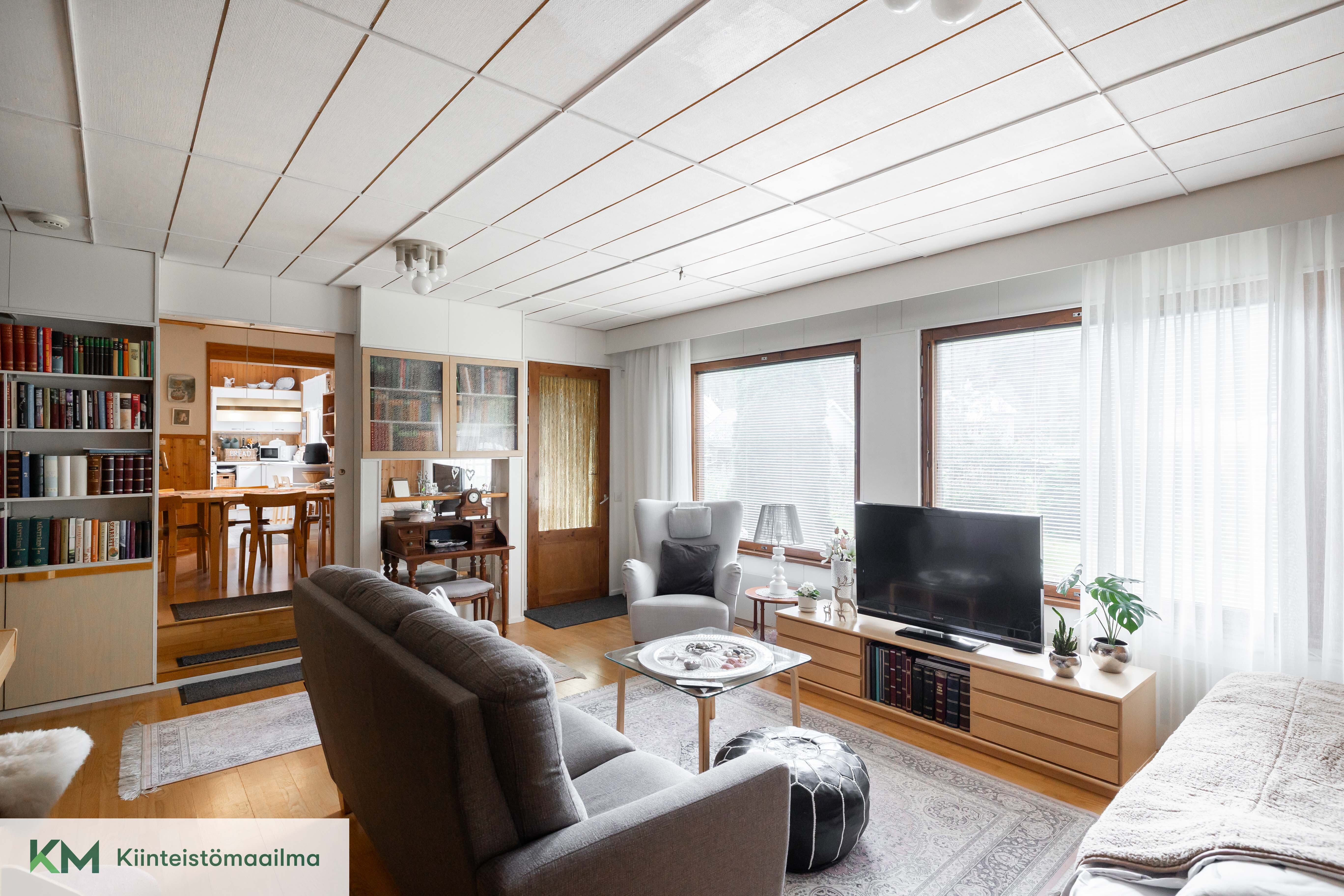 Tyrätaari 13, Juurikorpi, Kotka