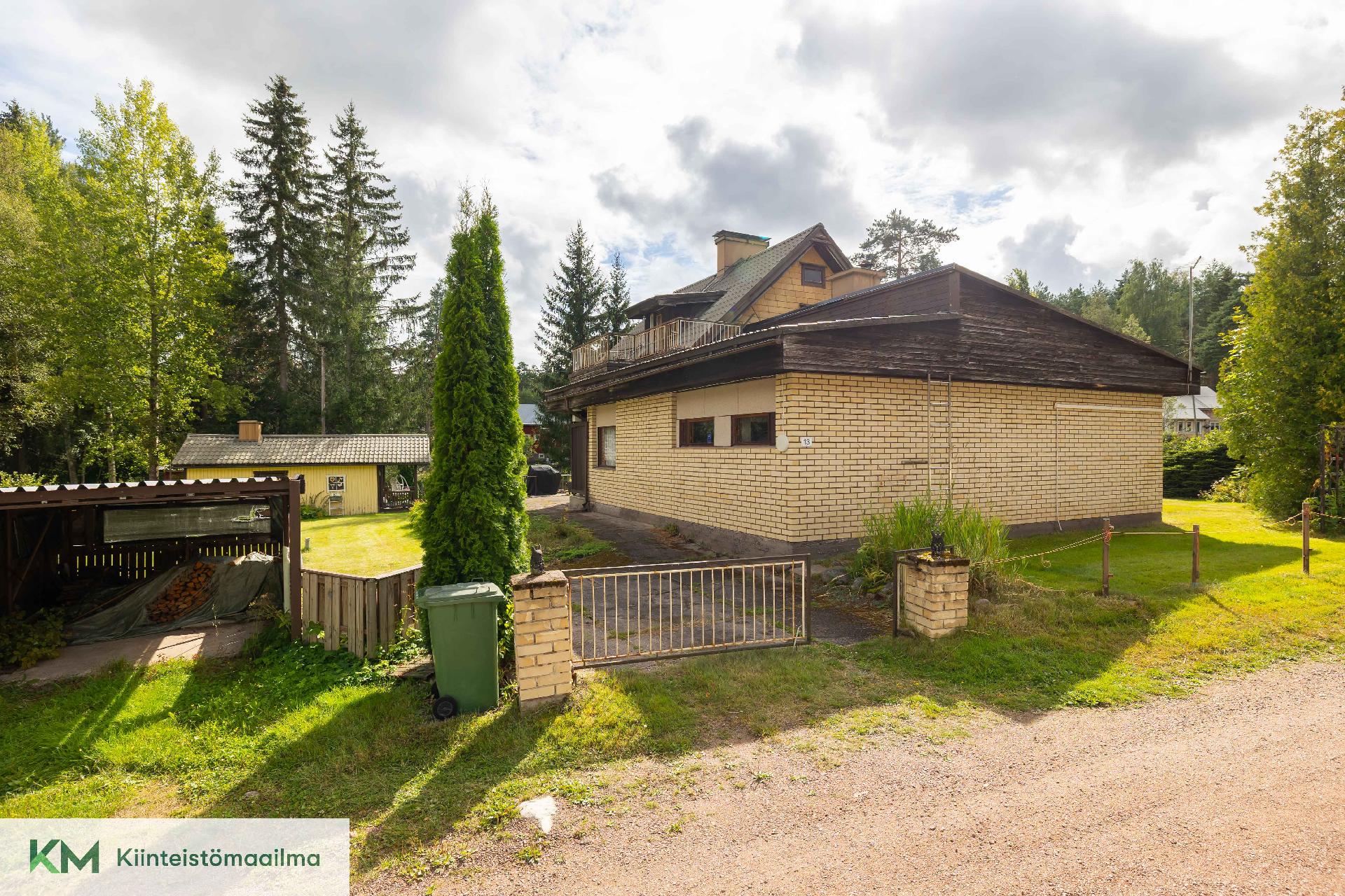 Tyrätaari 13, Juurikorpi, Kotka