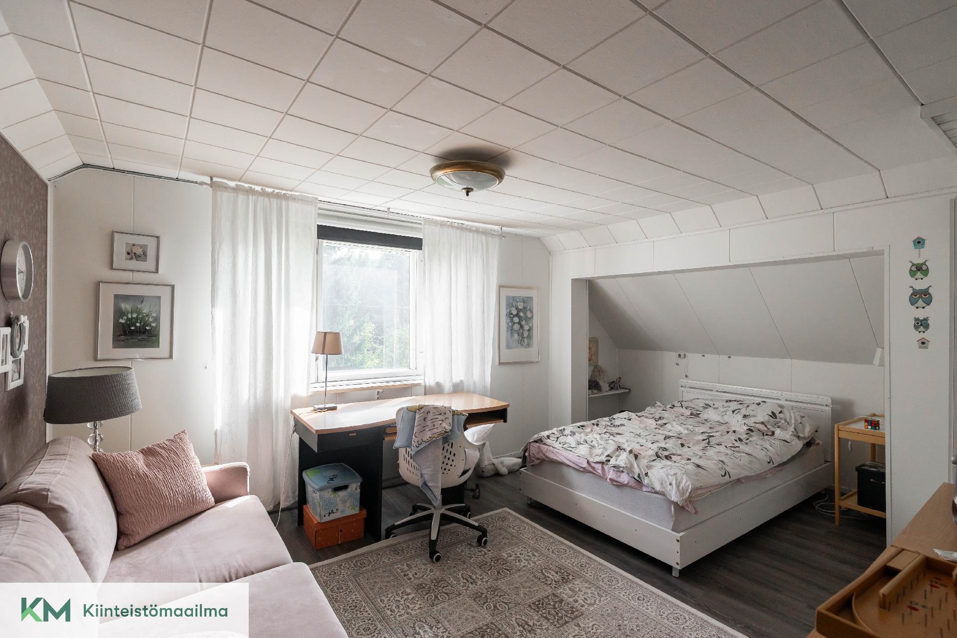 Tyrätaari 13, Juurikorpi, Kotka