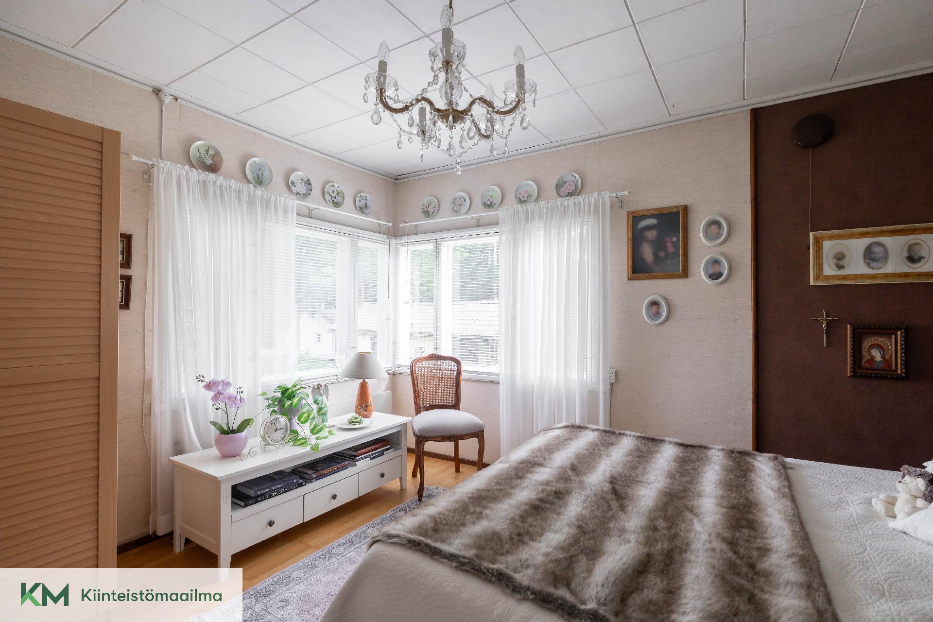 Tyrätaari 13, Juurikorpi, Kotka