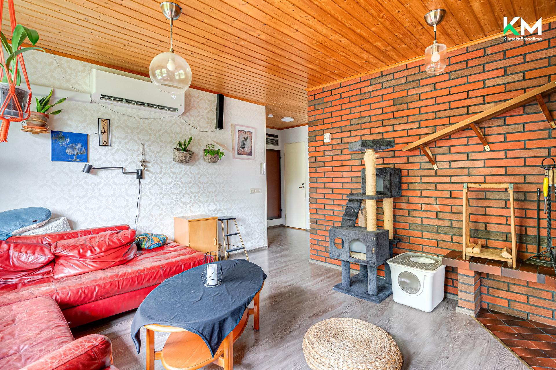 Poikojantie 12, Lieto As, Lieto