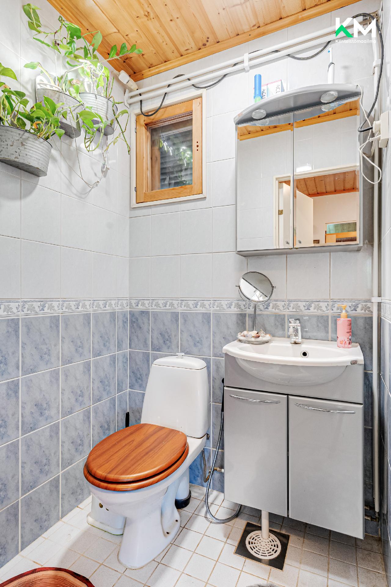 Poikojantie 12, Lieto As, Lieto