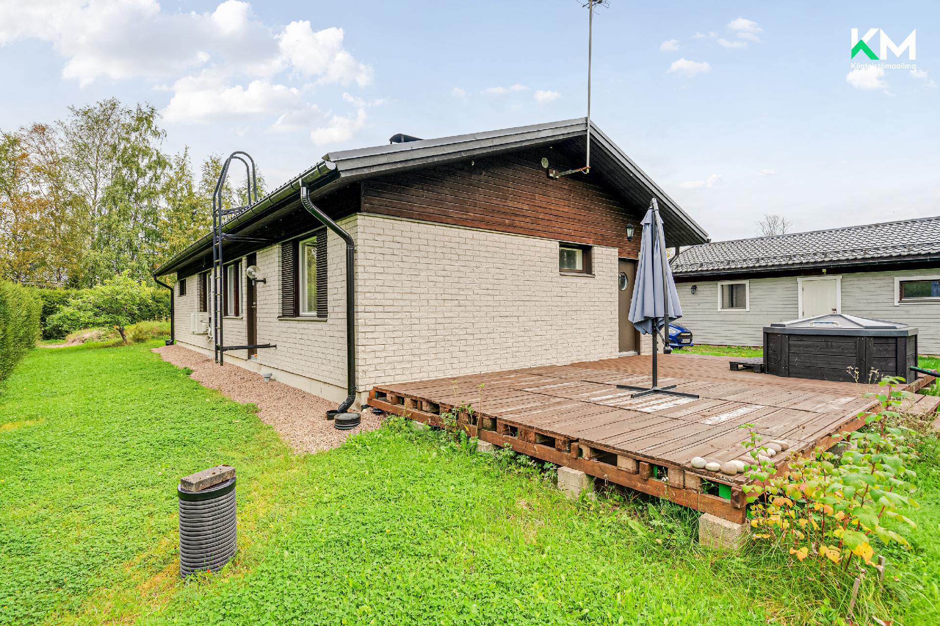 Poikojantie 12, Lieto As, Lieto