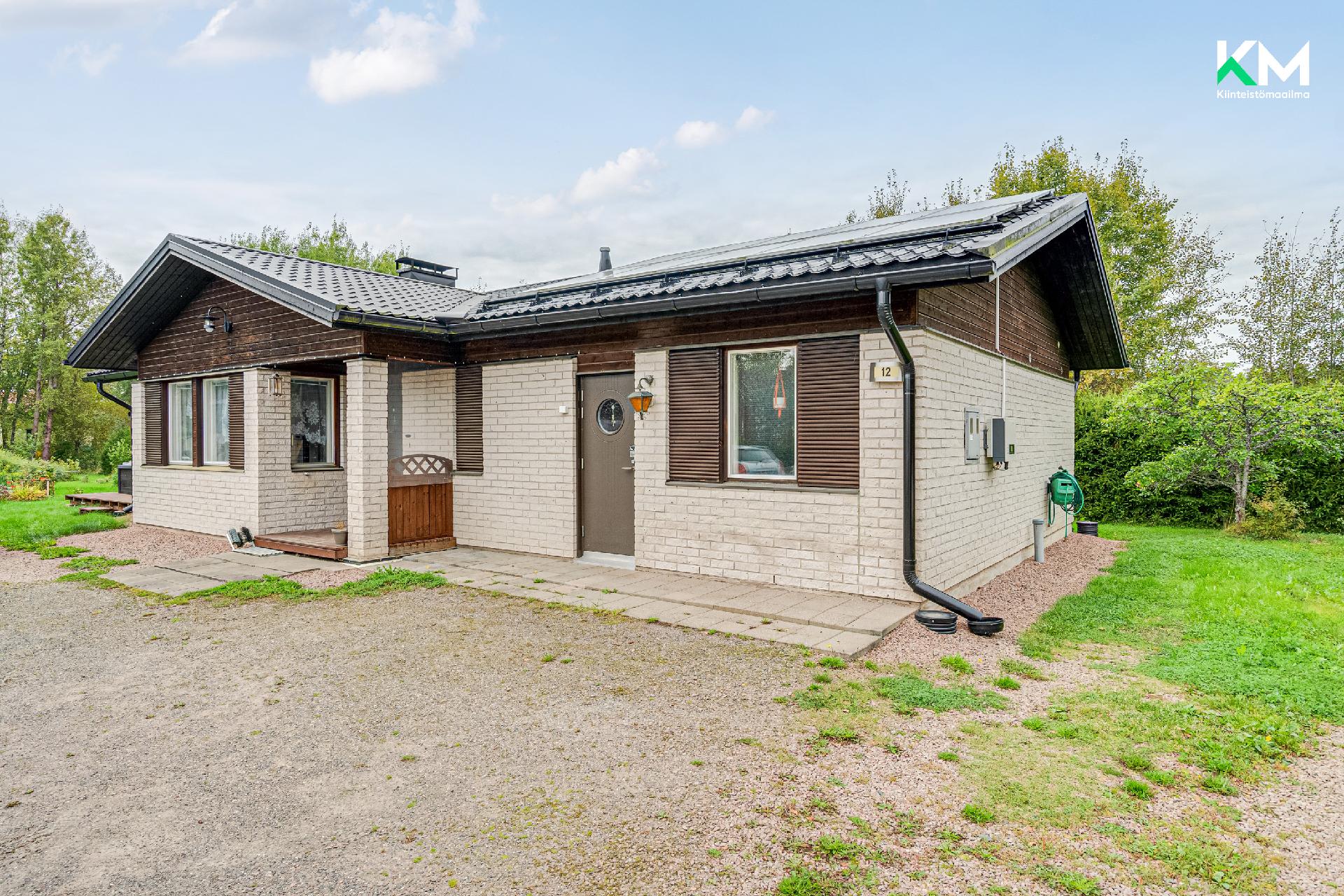 Poikojantie 12, Lieto As, Lieto