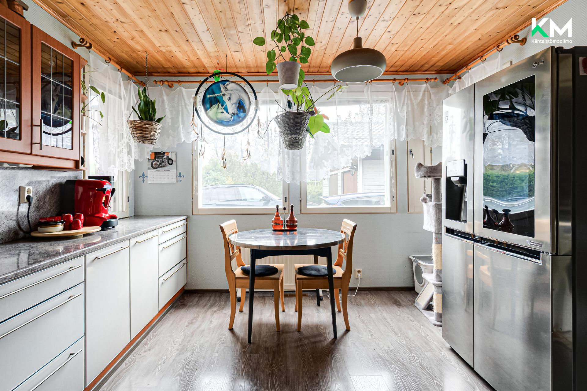 Poikojantie 12, Lieto As, Lieto