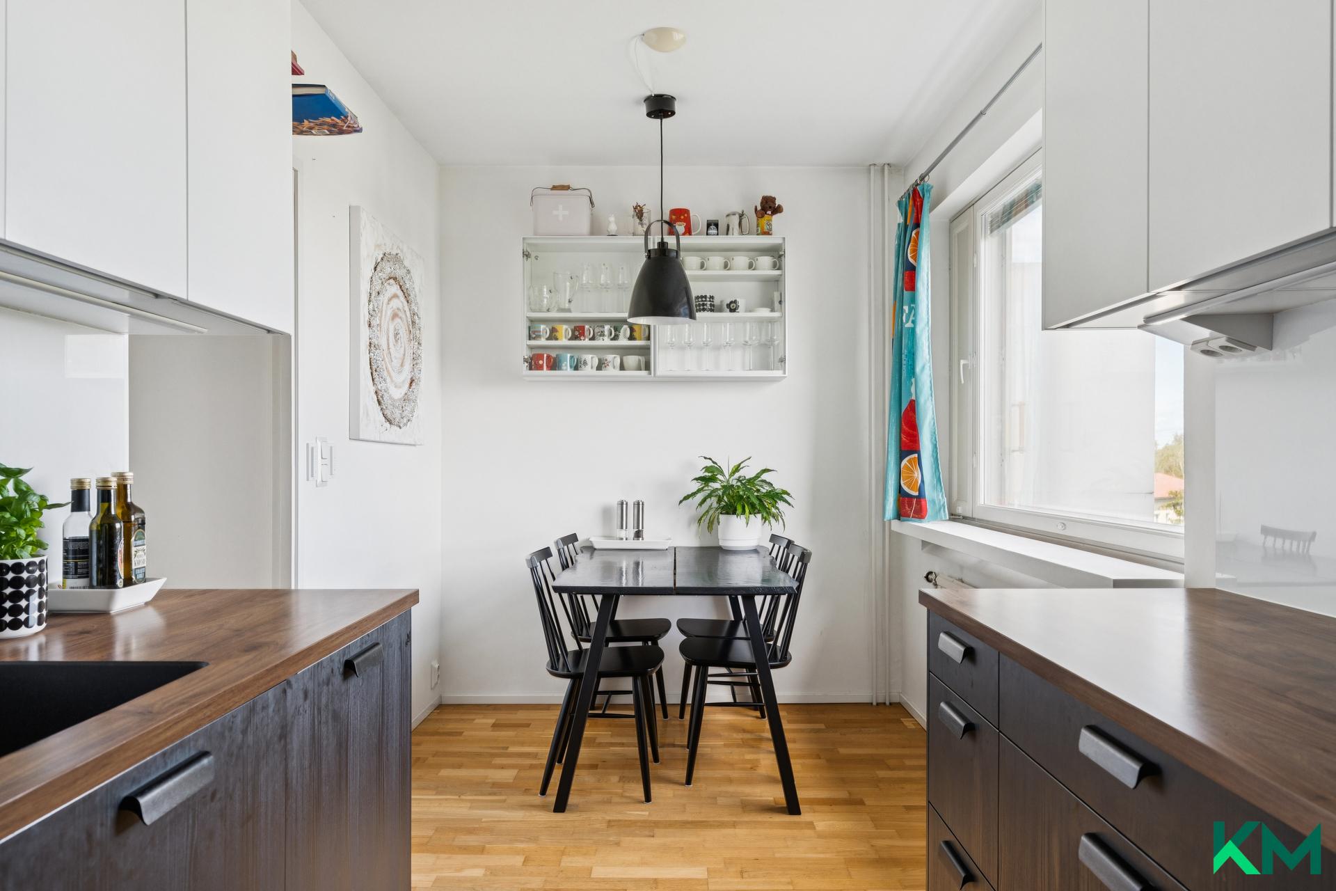 Porintie 2, Munkkivuori, Helsinki