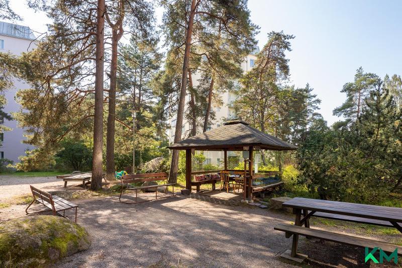 Porintie 2, Munkkivuori, Helsinki