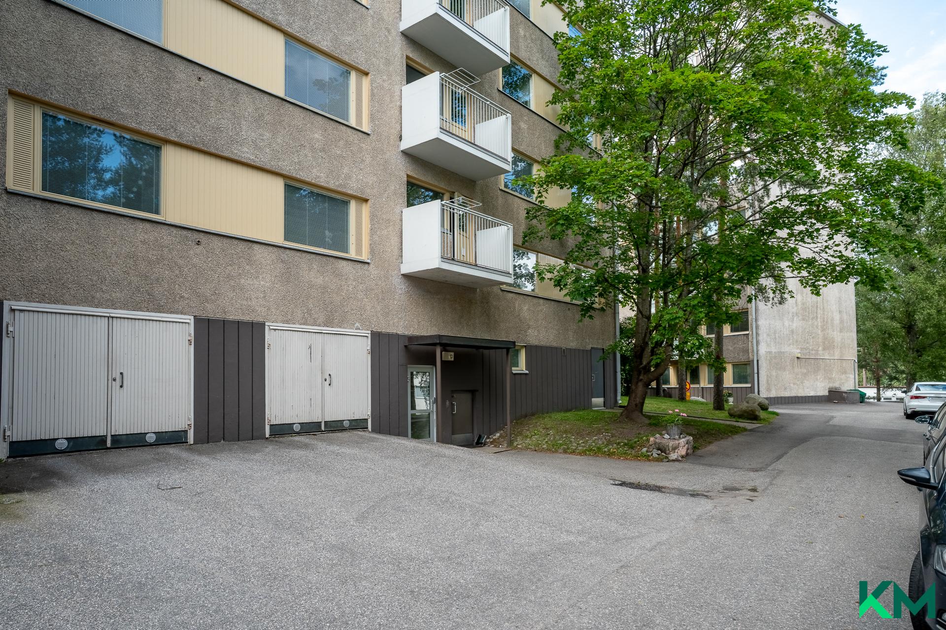 Porintie 2, Munkkivuori, Helsinki