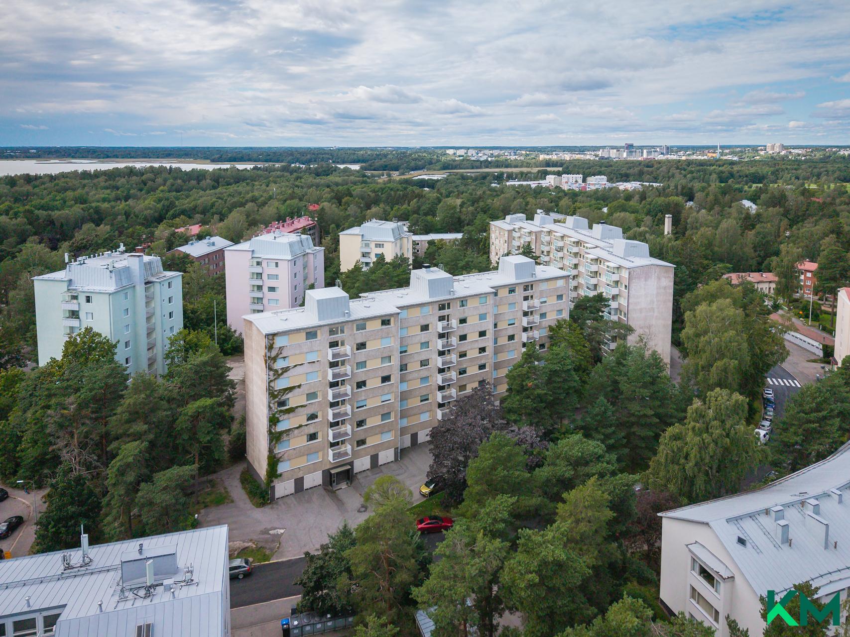 Porintie 2, Munkkivuori, Helsinki