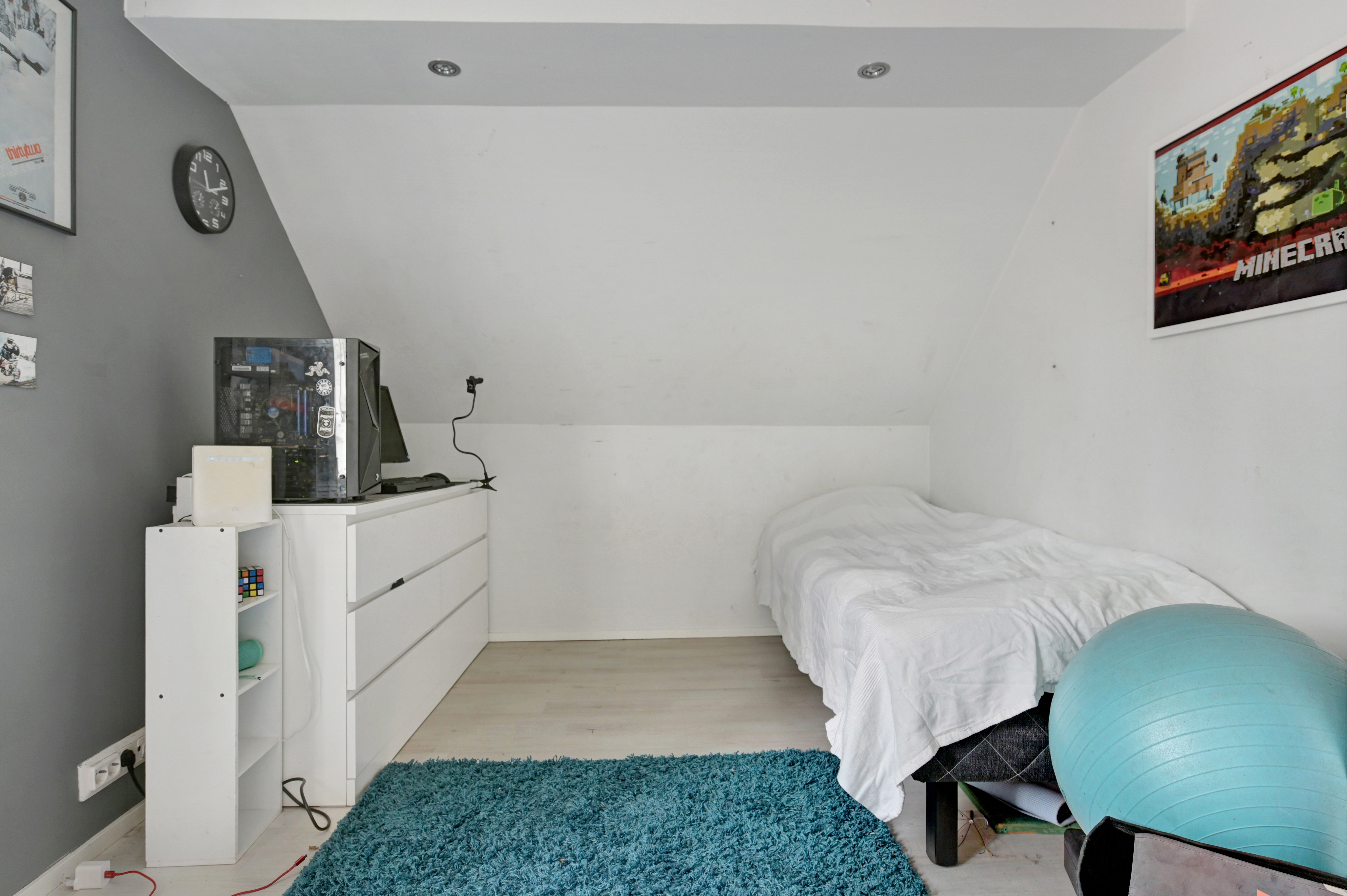 Yläkerran Mh 2 - Övrevån. Sr 2