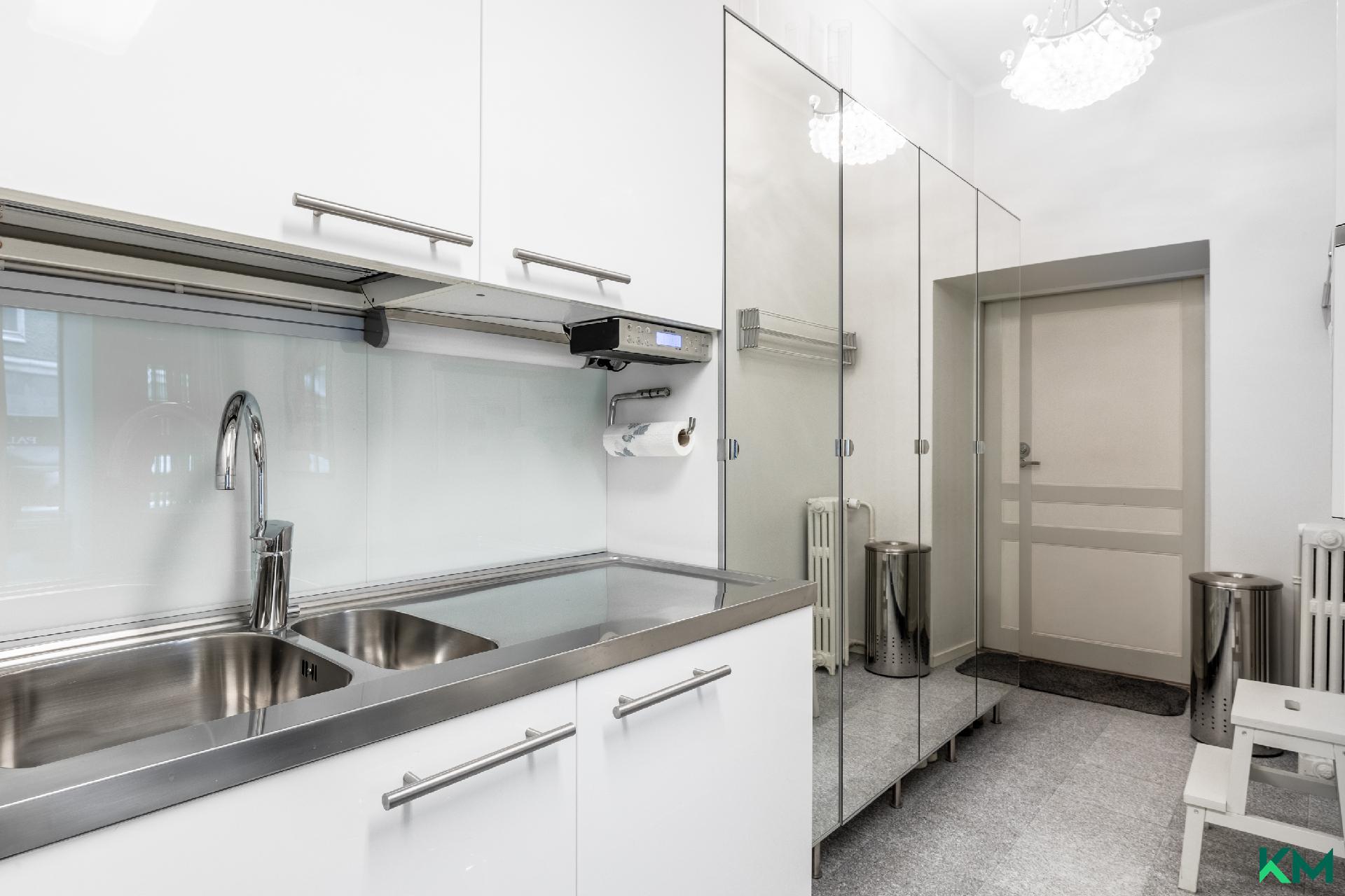 Abrahaminkatu 13, Kamppi, Helsinki