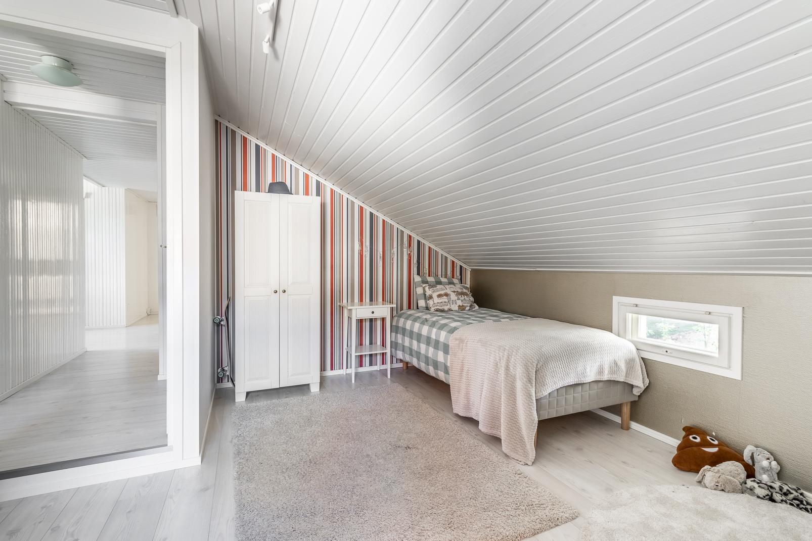 Mäenalus 21, Tapanila, Helsinki