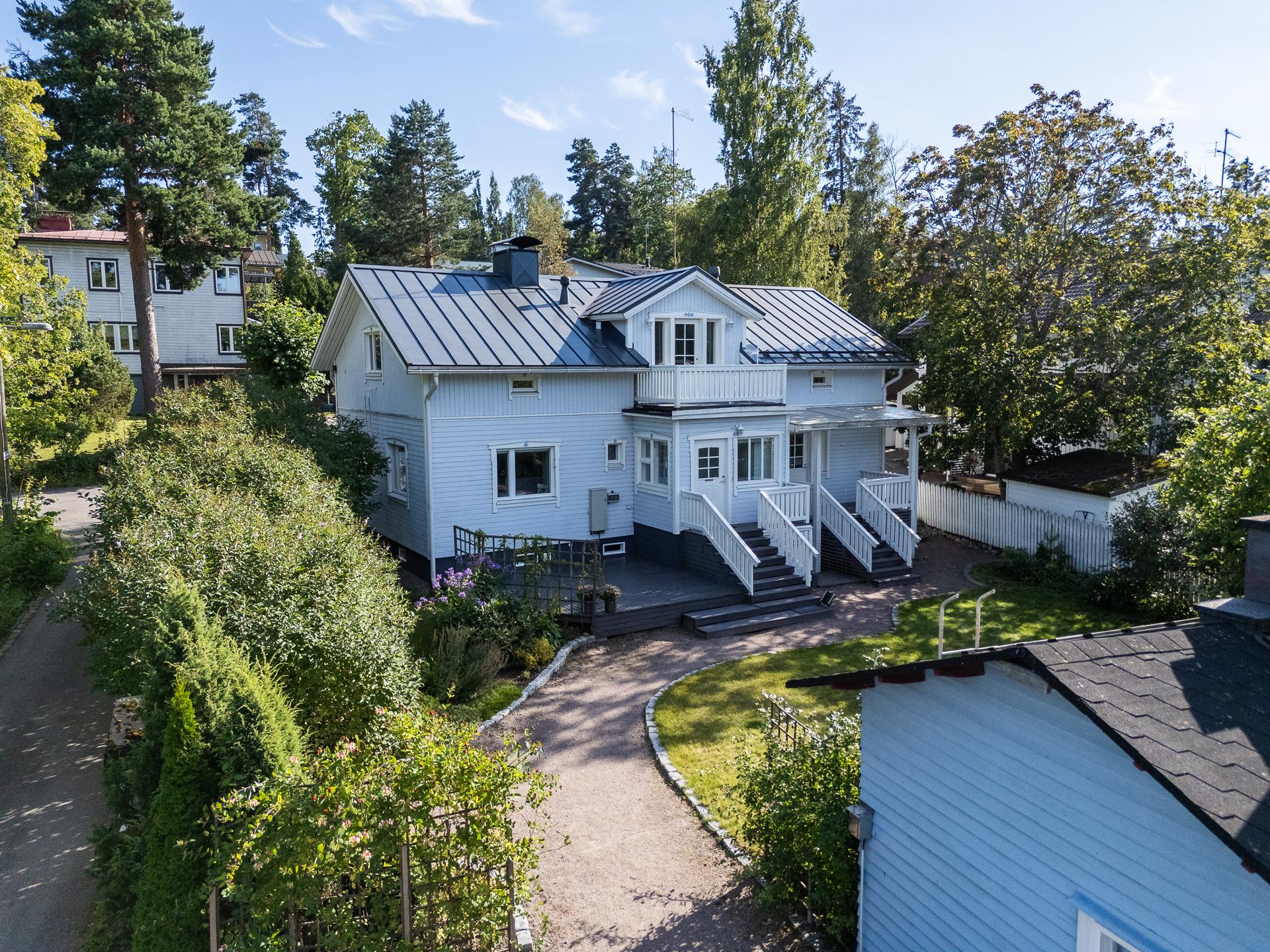 Mäenalus 21, Tapanila, Helsinki