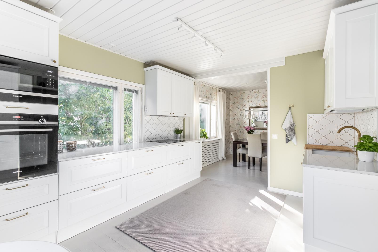 Mäenalus 21, Tapanila, Helsinki