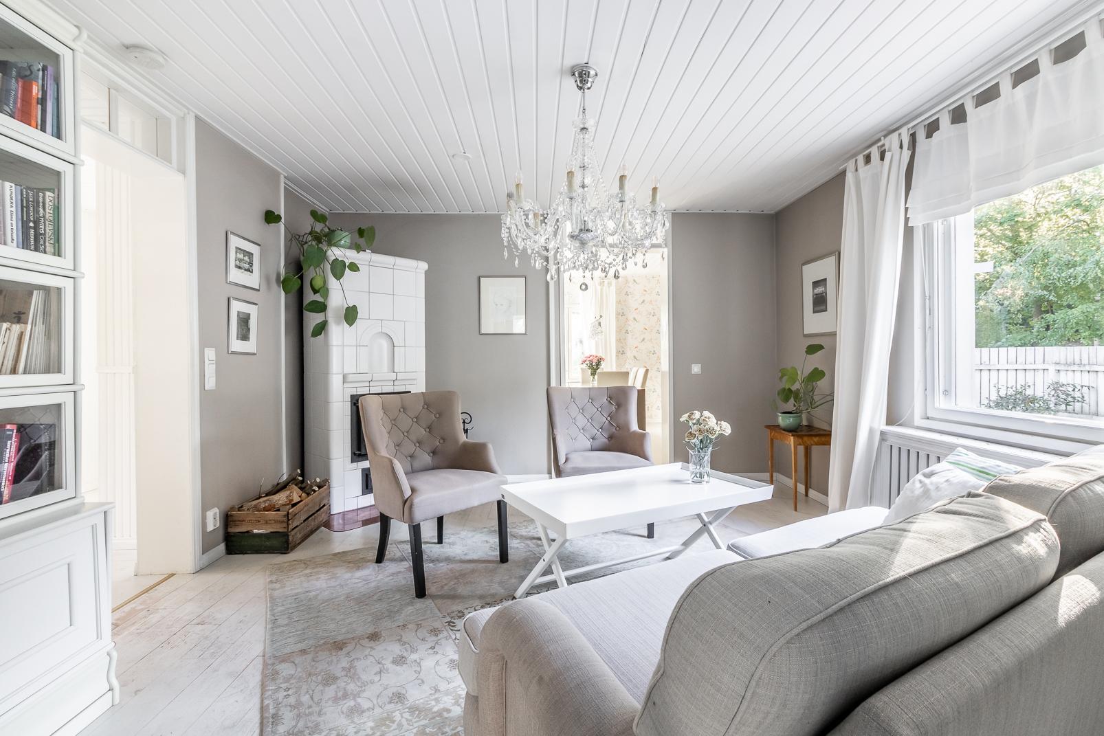 Mäenalus 21, Tapanila, Helsinki