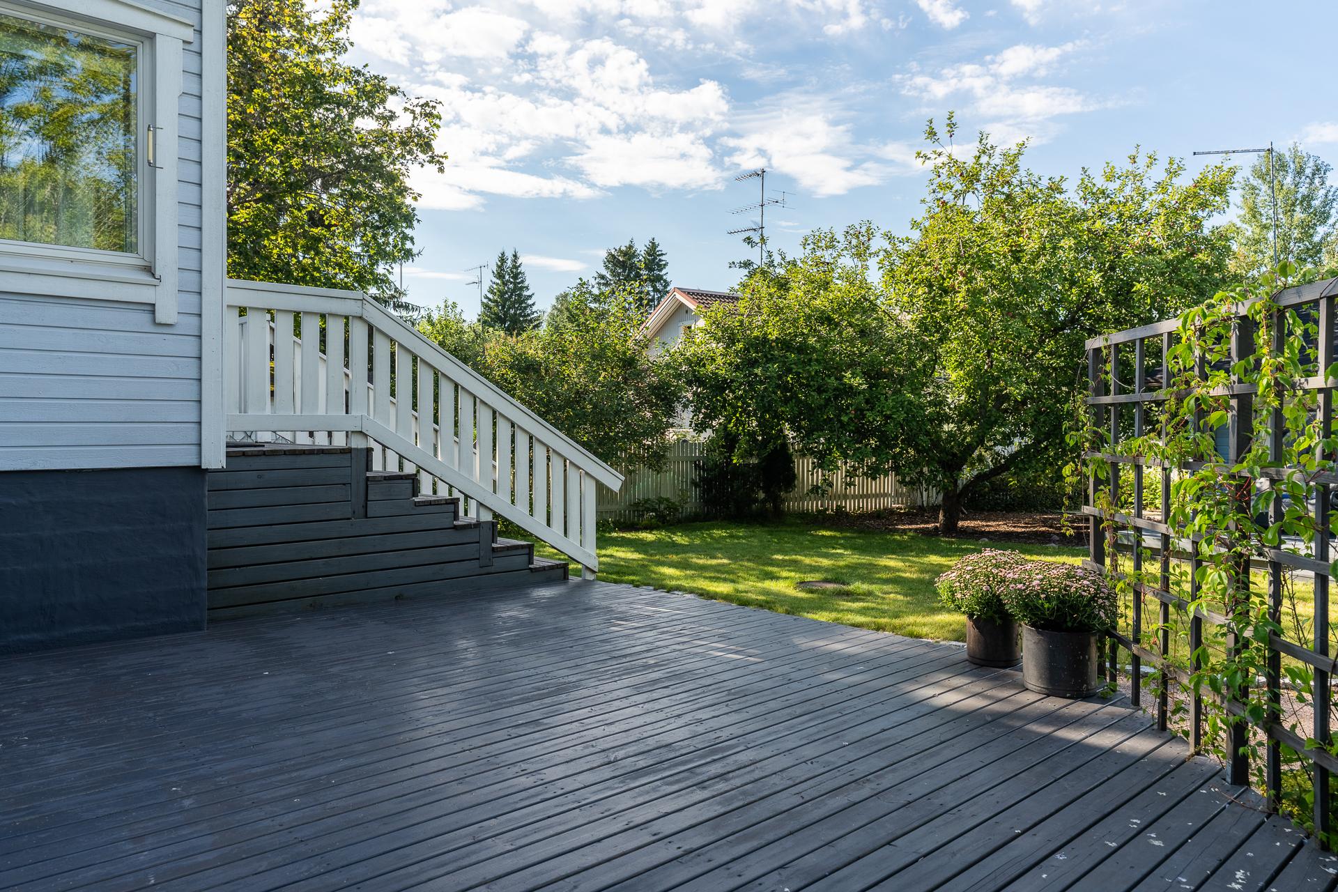 Mäenalus 21, Tapanila, Helsinki