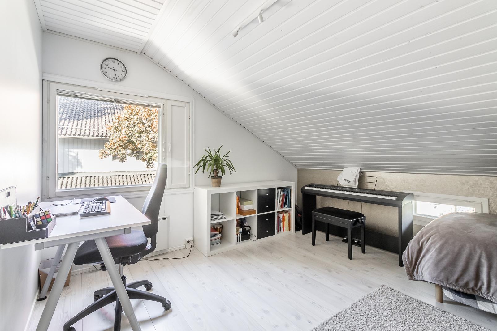 Mäenalus 21, Tapanila, Helsinki