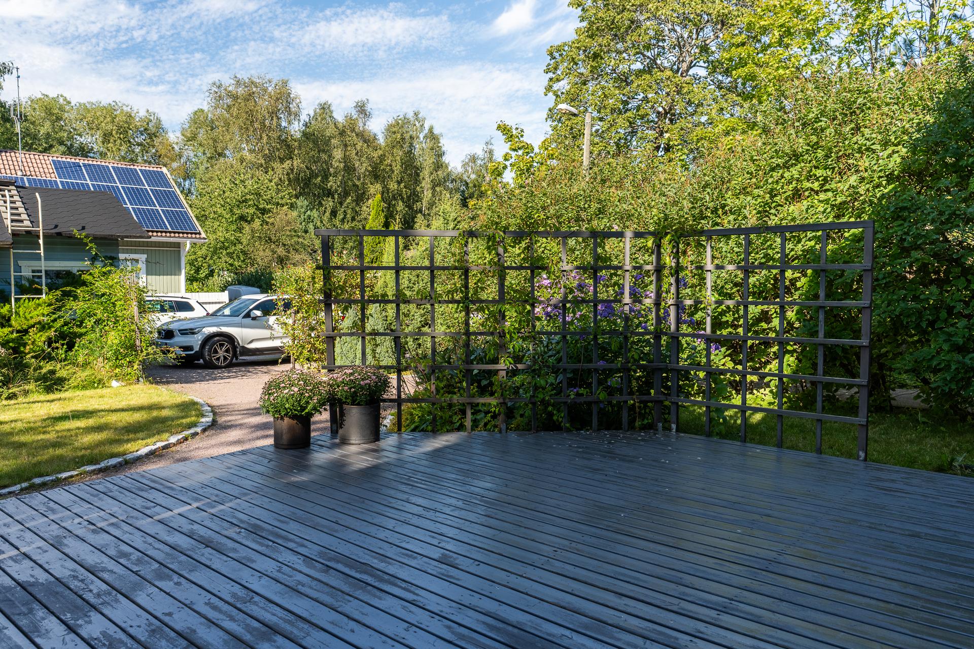 Mäenalus 21, Tapanila, Helsinki