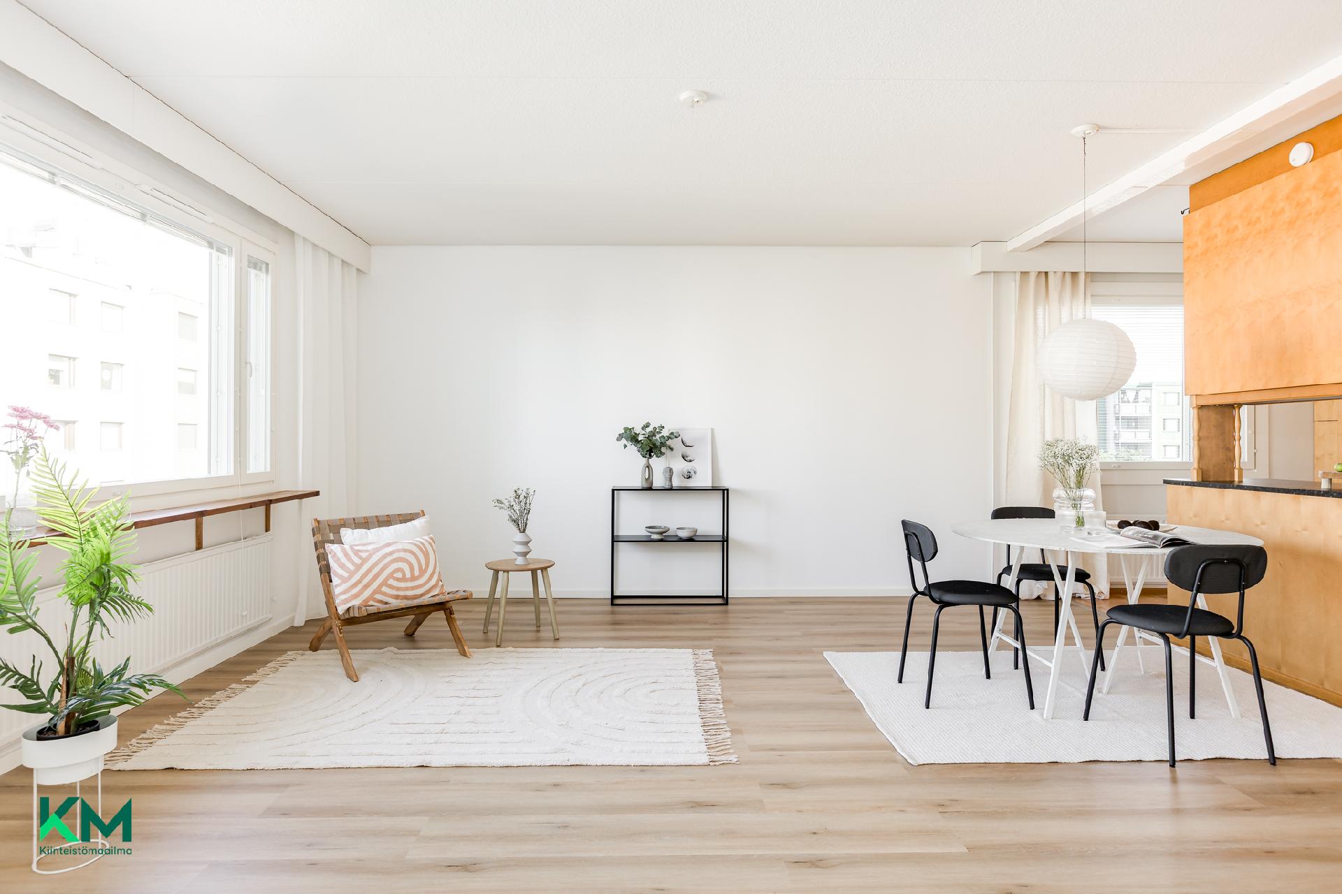 Kuivastie 12, Länsi-Tuira, Oulu