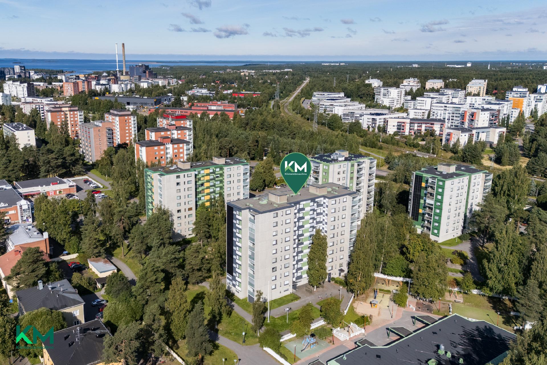 Kuivastie 12, Länsi-Tuira, Oulu