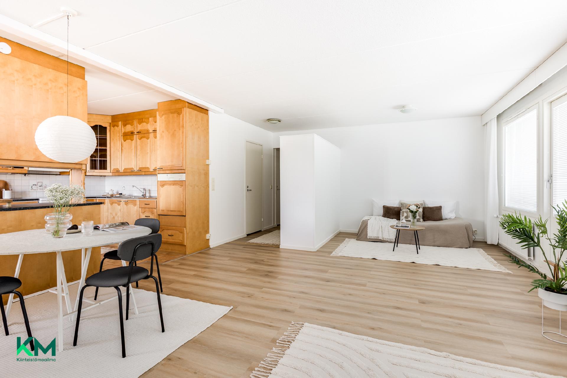 Kuivastie 12, Länsi-Tuira, Oulu