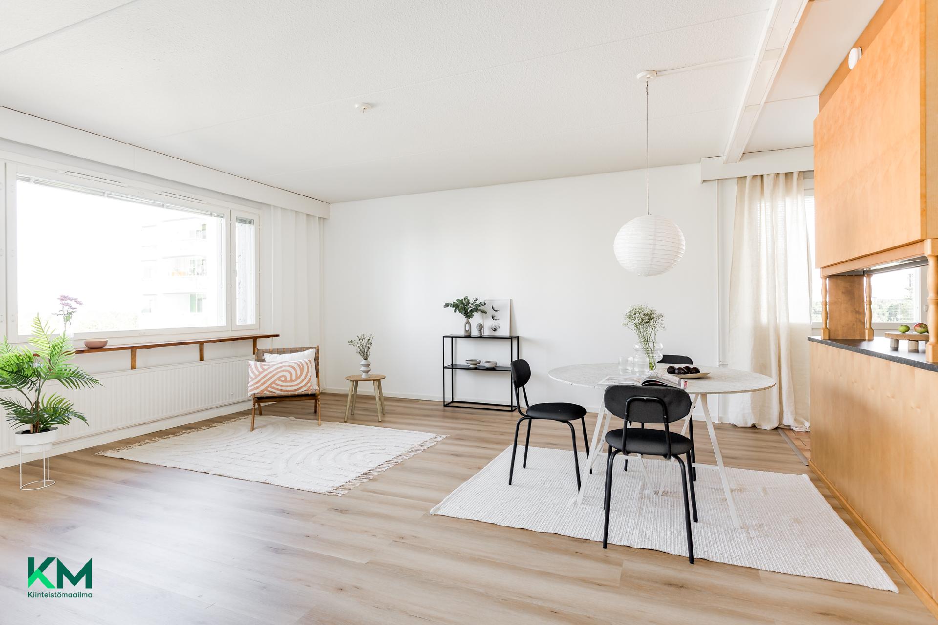 Kuivastie 12, Länsi-Tuira, Oulu