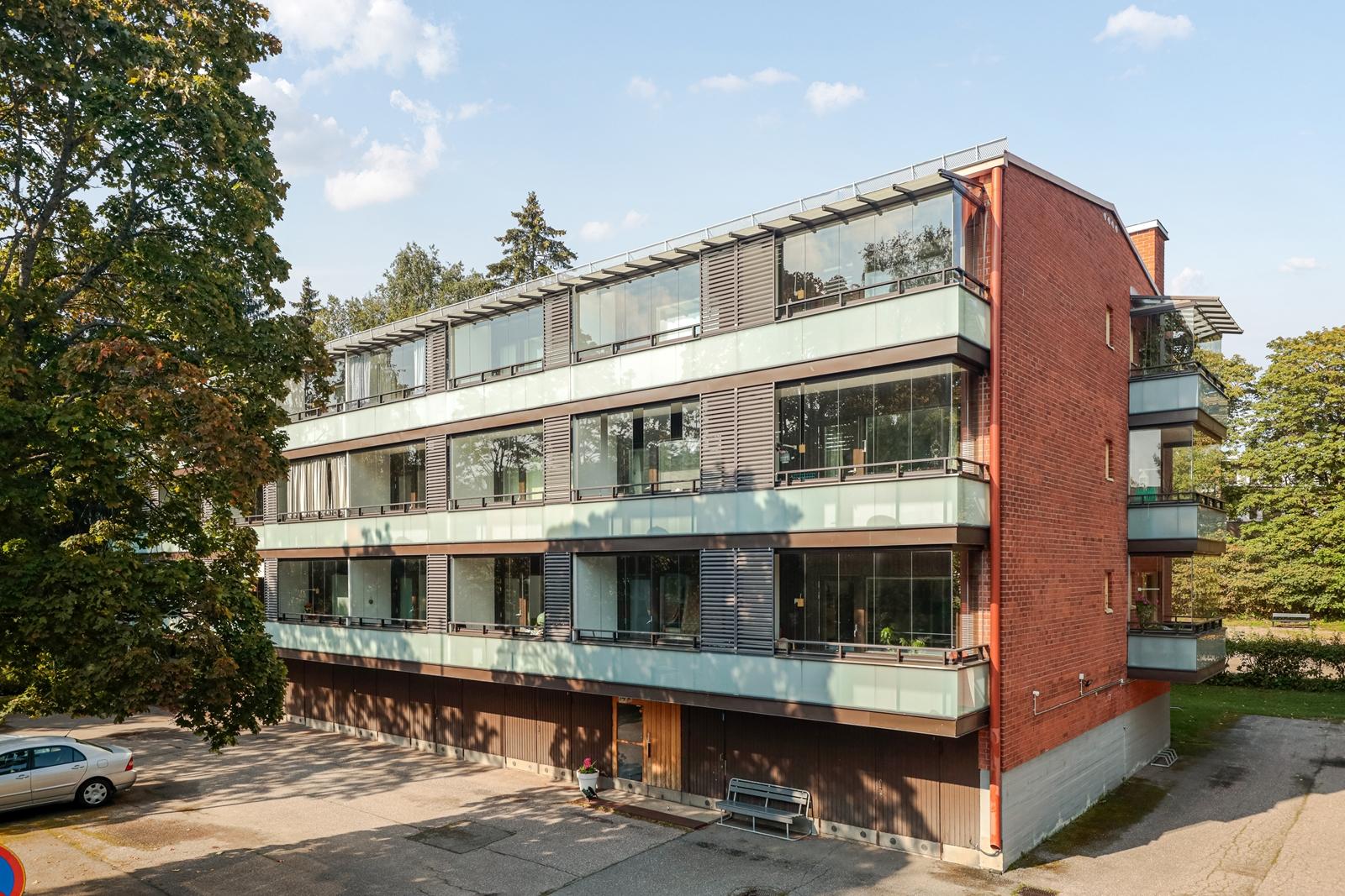 Anianpellontie 7, Ylä-Malmi, Helsinki