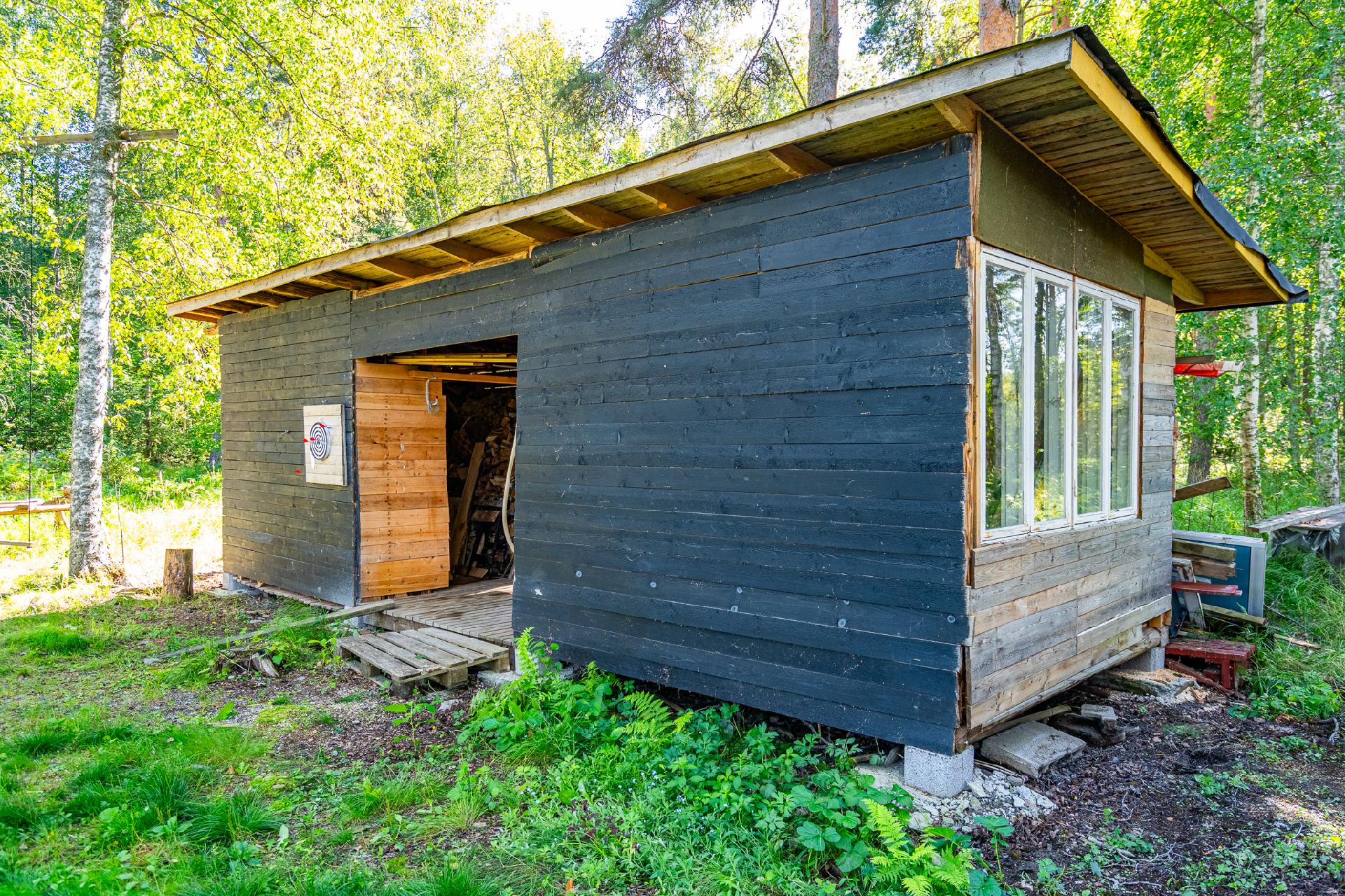 Puuliiteri / varasto