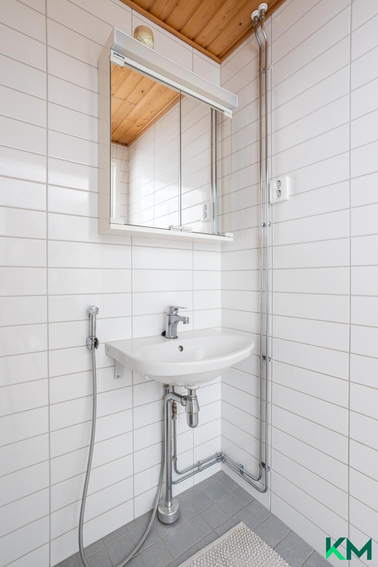 Lallukankuja 5, Vartiokylä, Helsinki