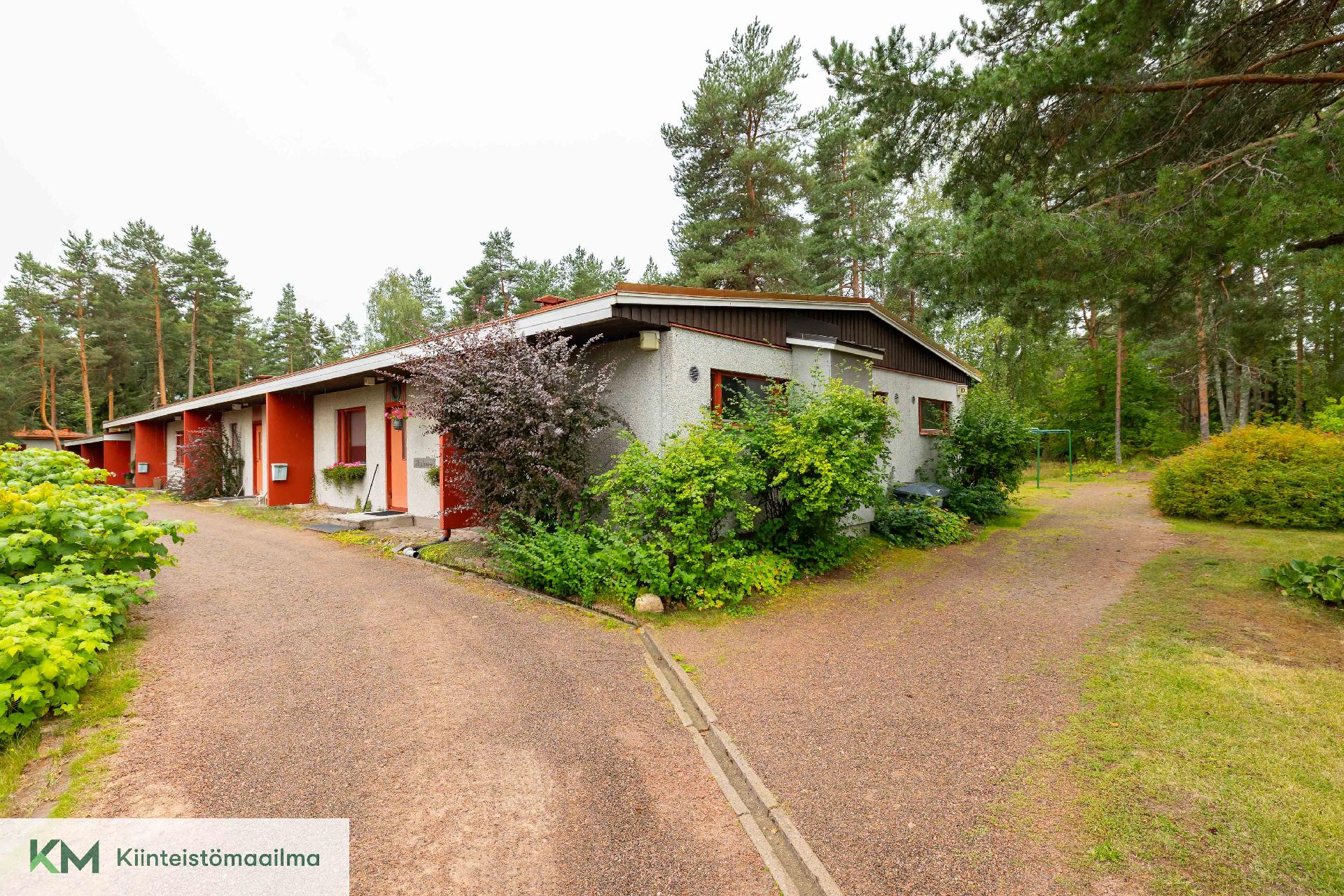 Korpikuusentie 2, Aittakorpi, Kotka