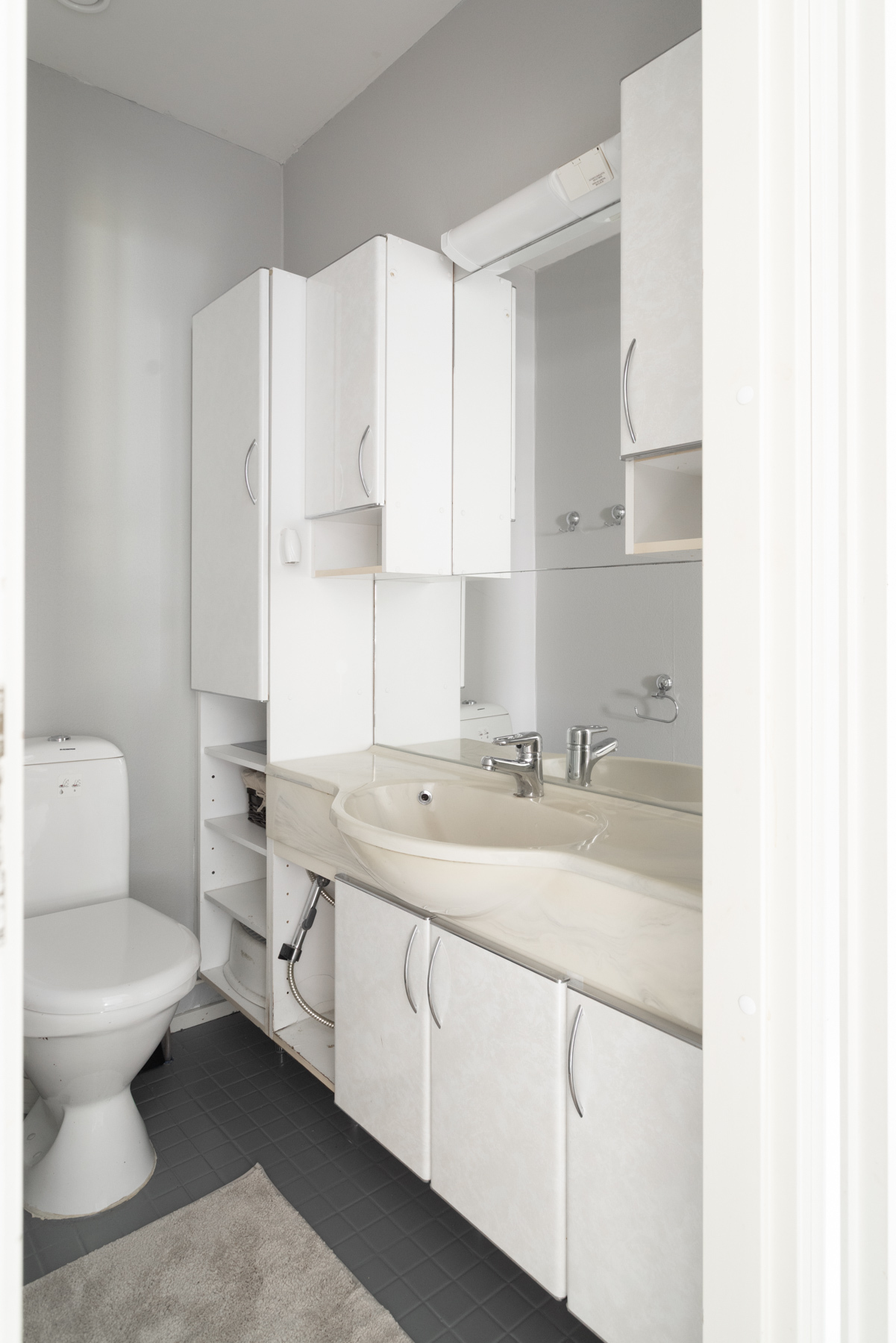 Erillinen wc (nr 1)