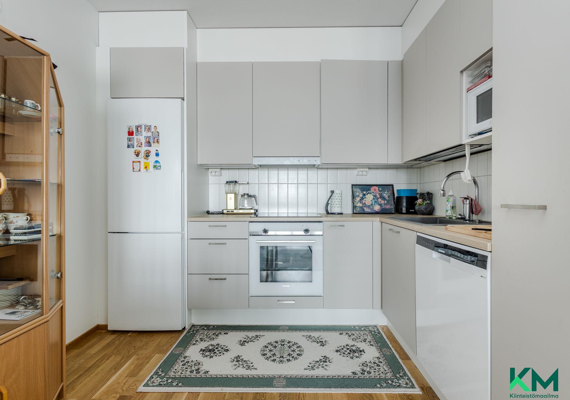 Vahva-Jussin lenkki 21, Asemantausta, Lahti