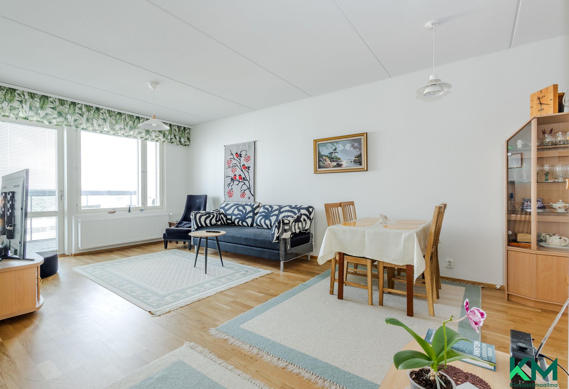 Vahva-Jussin lenkki 21, Asemantausta, Lahti