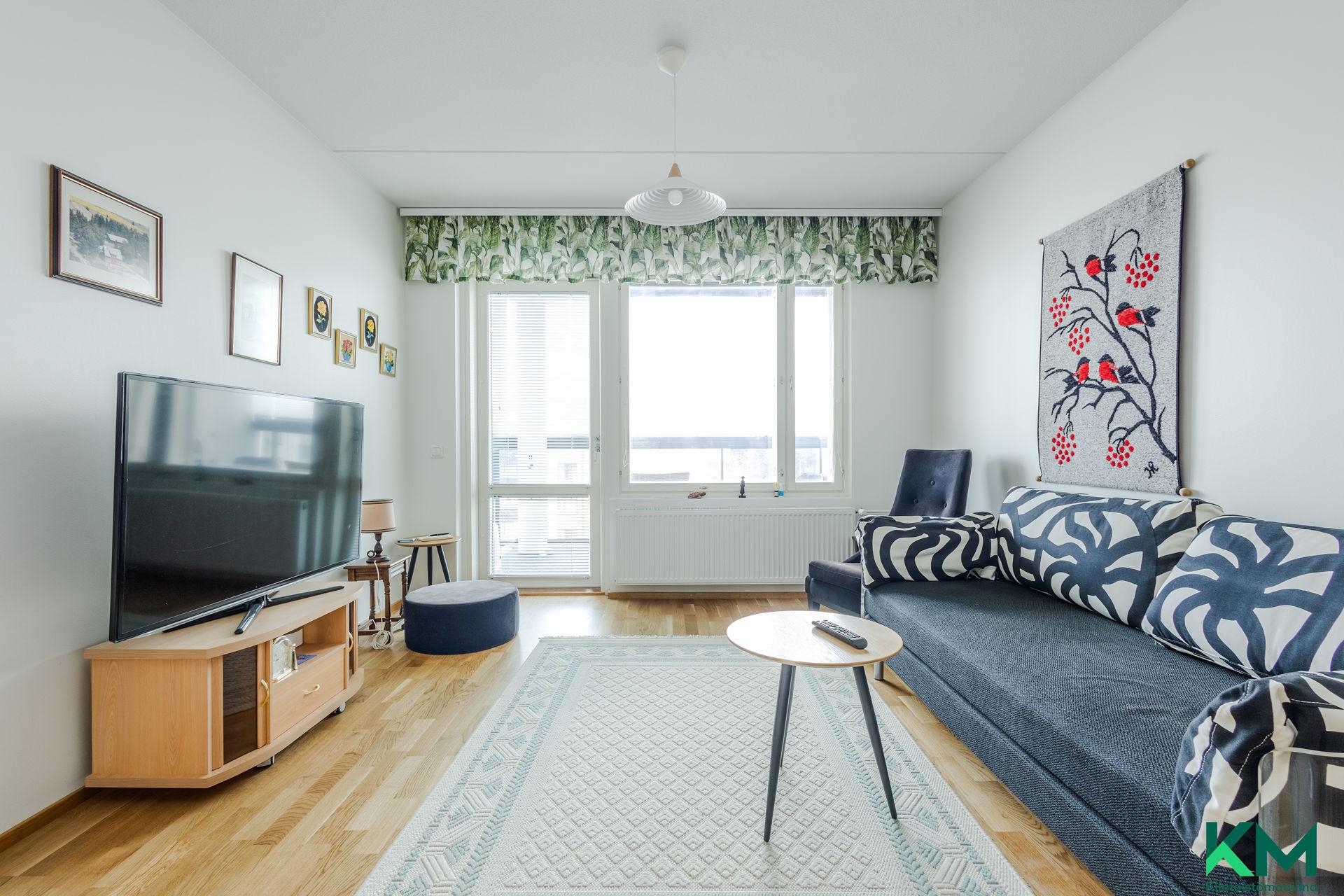 Vahva-Jussin lenkki 21, Asemantausta, Lahti