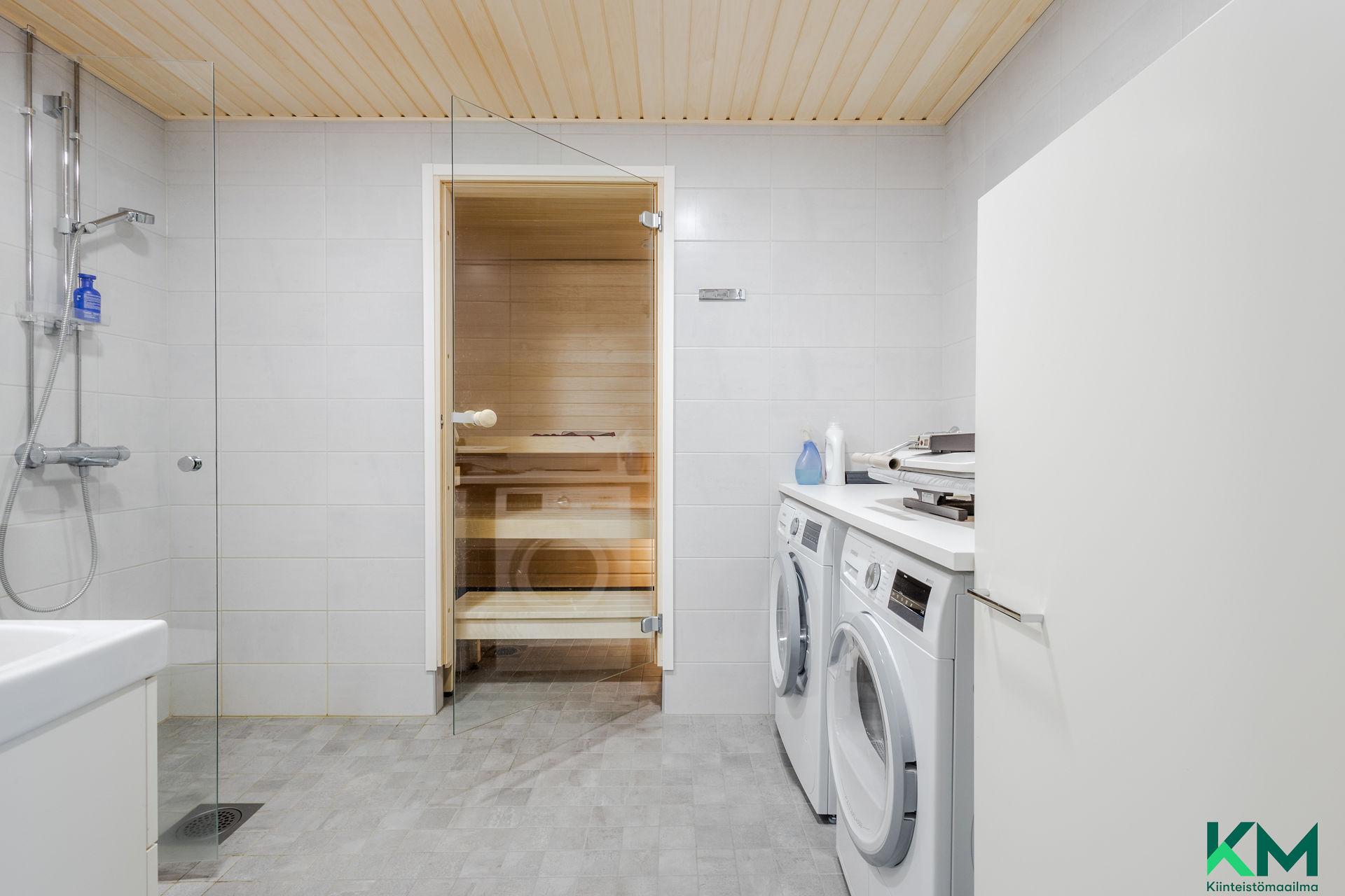 Vahva-Jussin lenkki 21, Asemantausta, Lahti