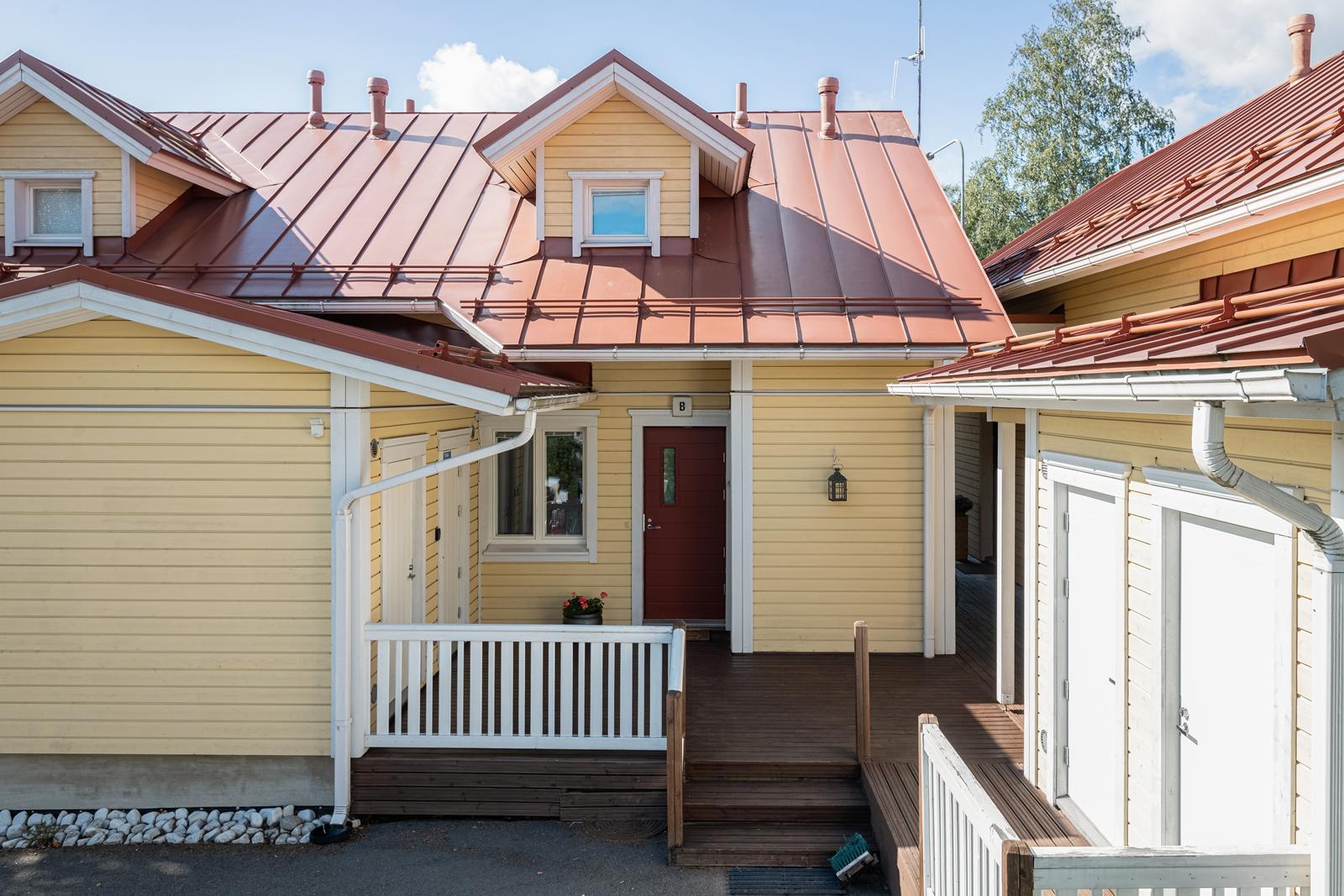 Yrttitie 15, Hiekkaharju, Vantaa