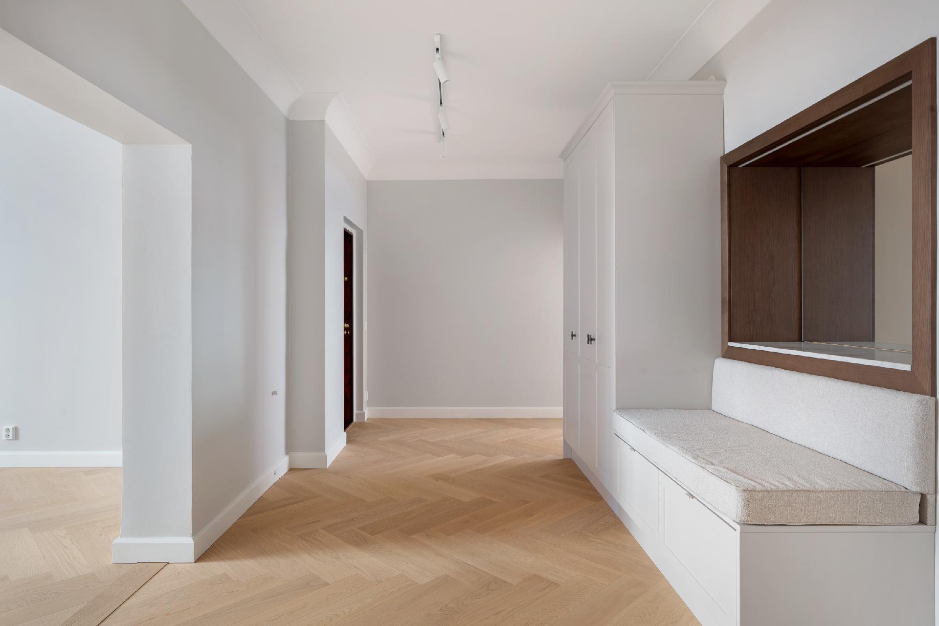 Luotsikatu 4, Katajanokka, Helsinki