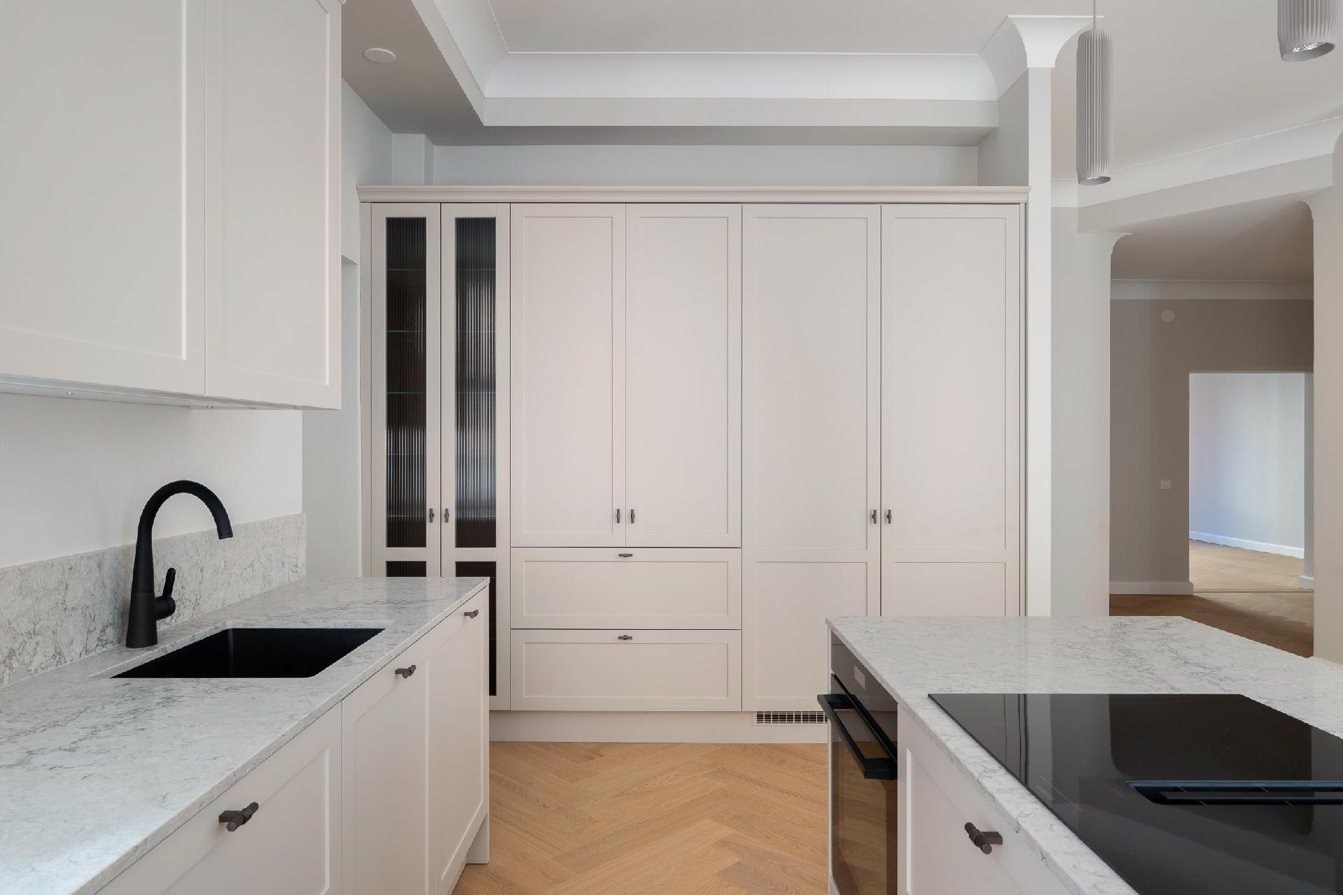 Luotsikatu 4, Katajanokka, Helsinki