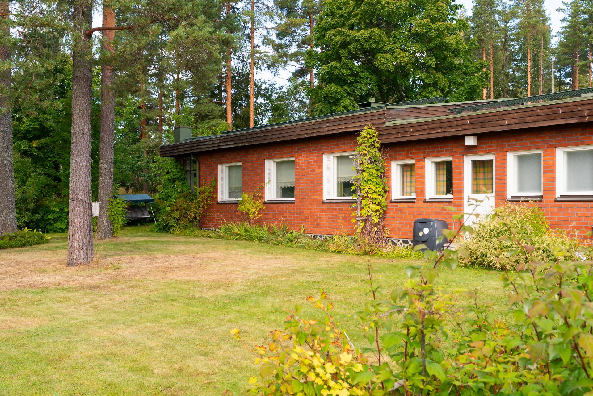 Oksaperä 8, Vaajakoski, Jyväskylä