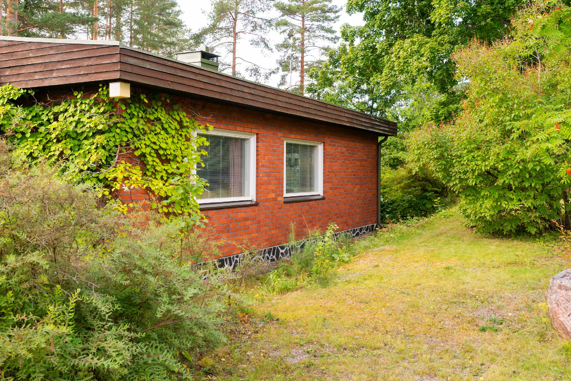 Oksaperä 8, Vaajakoski, Jyväskylä