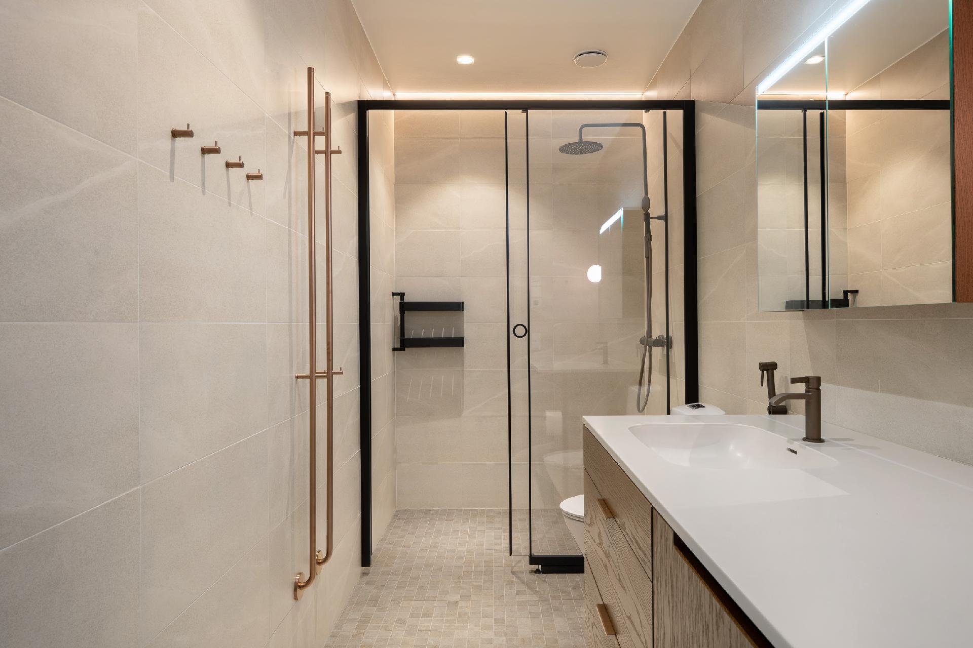 Luotsikatu 4, Katajanokka, Helsinki